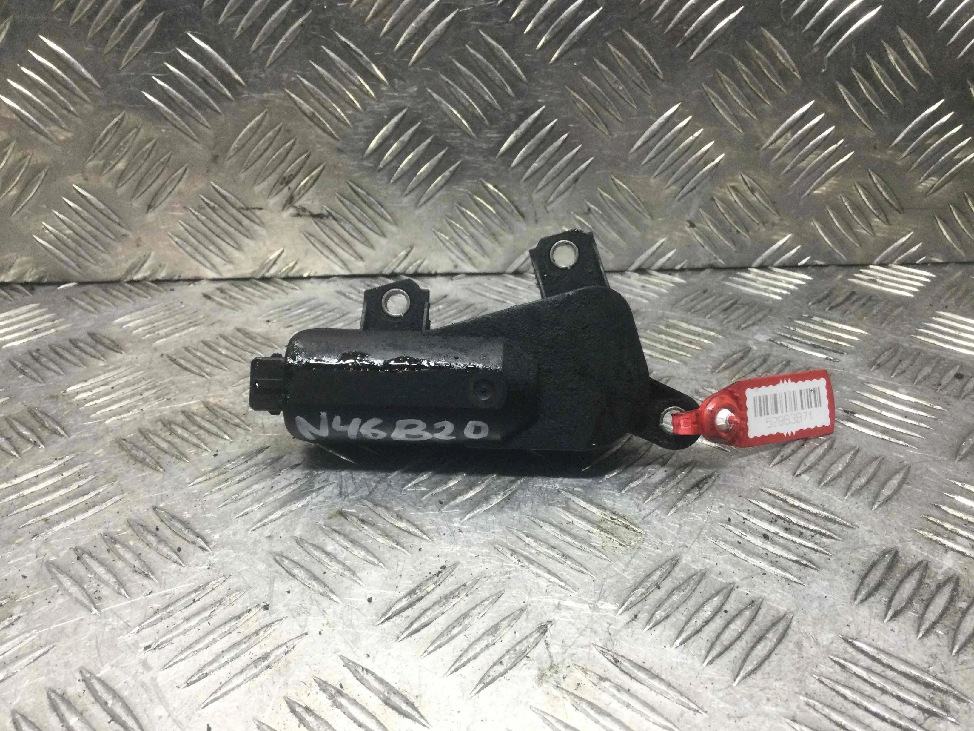 Сервопривод заслонок впускного коллектора BMW 3-Series 3-Series E90/E91/E92/E93 2005 - 2010 бензин 2.0 i Автомат Седан