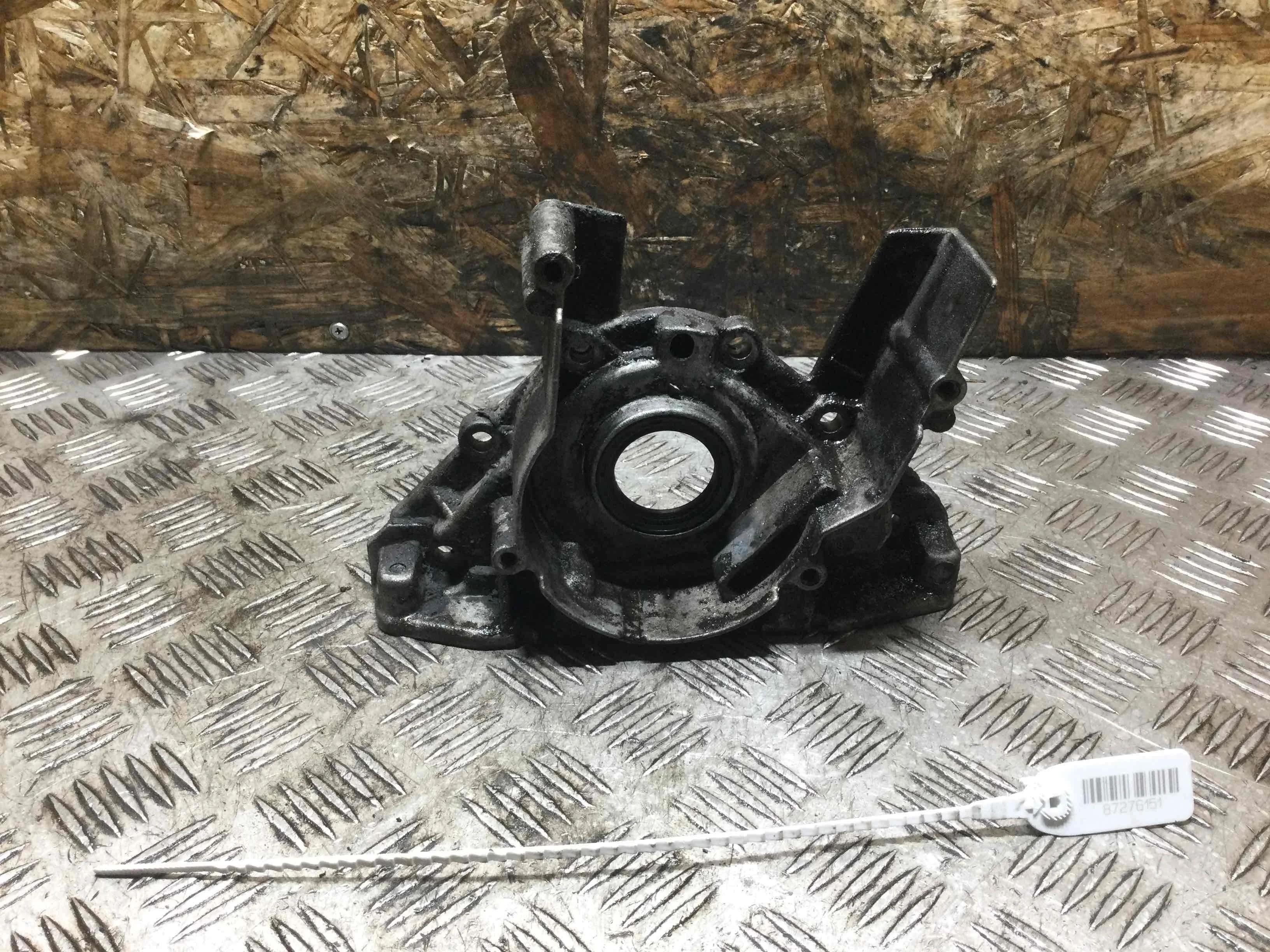 Крышка двигателя передняя Volkswagen Sharan 1 поколение [рестайлинг] (2000-2003) дизель 1.9 TDI Механика Минивэн