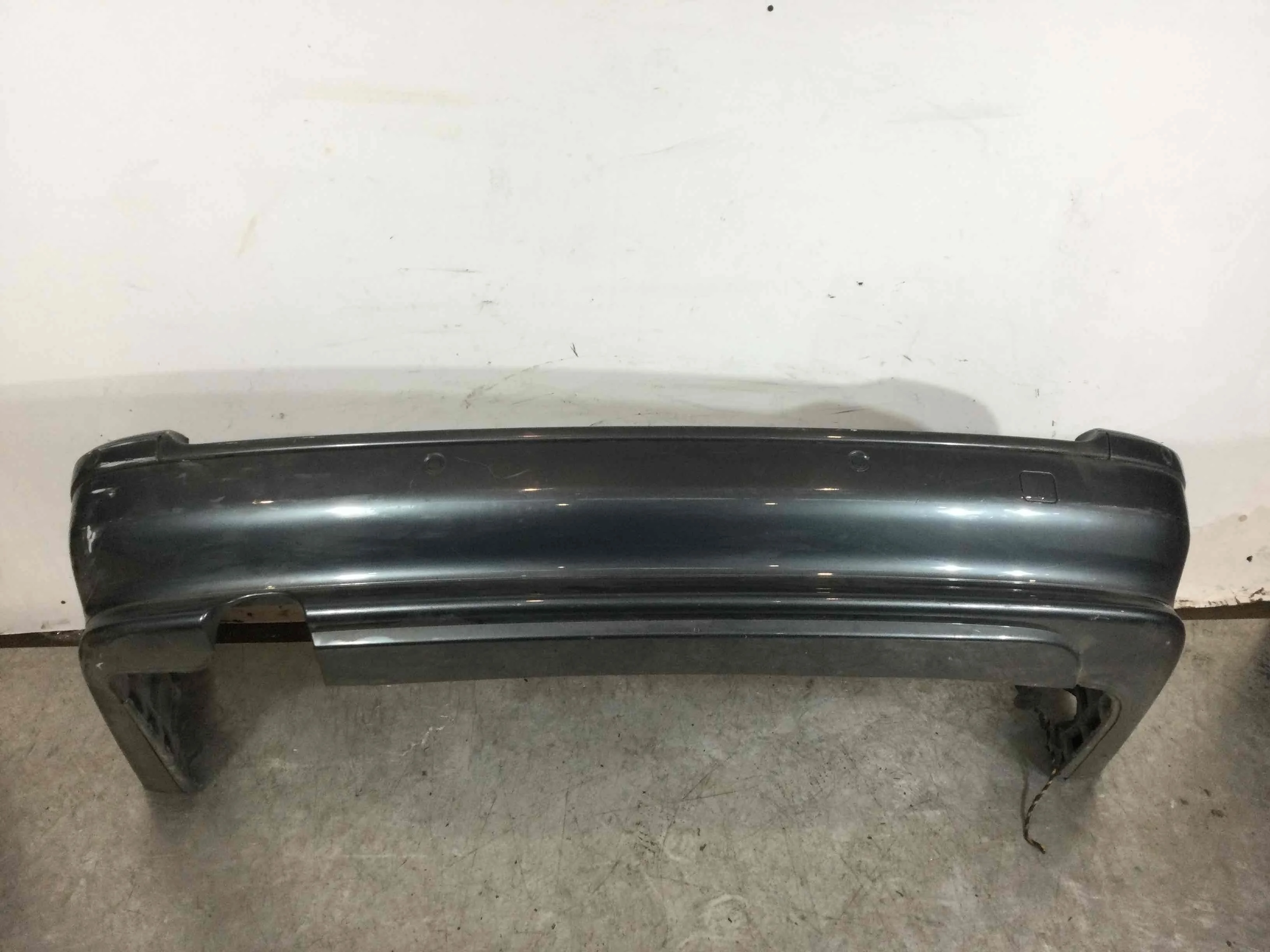 Бампер задний BMW 5-Series 5-Series E39 1995 - 2004 дизель 2.5  Автомат Универсал