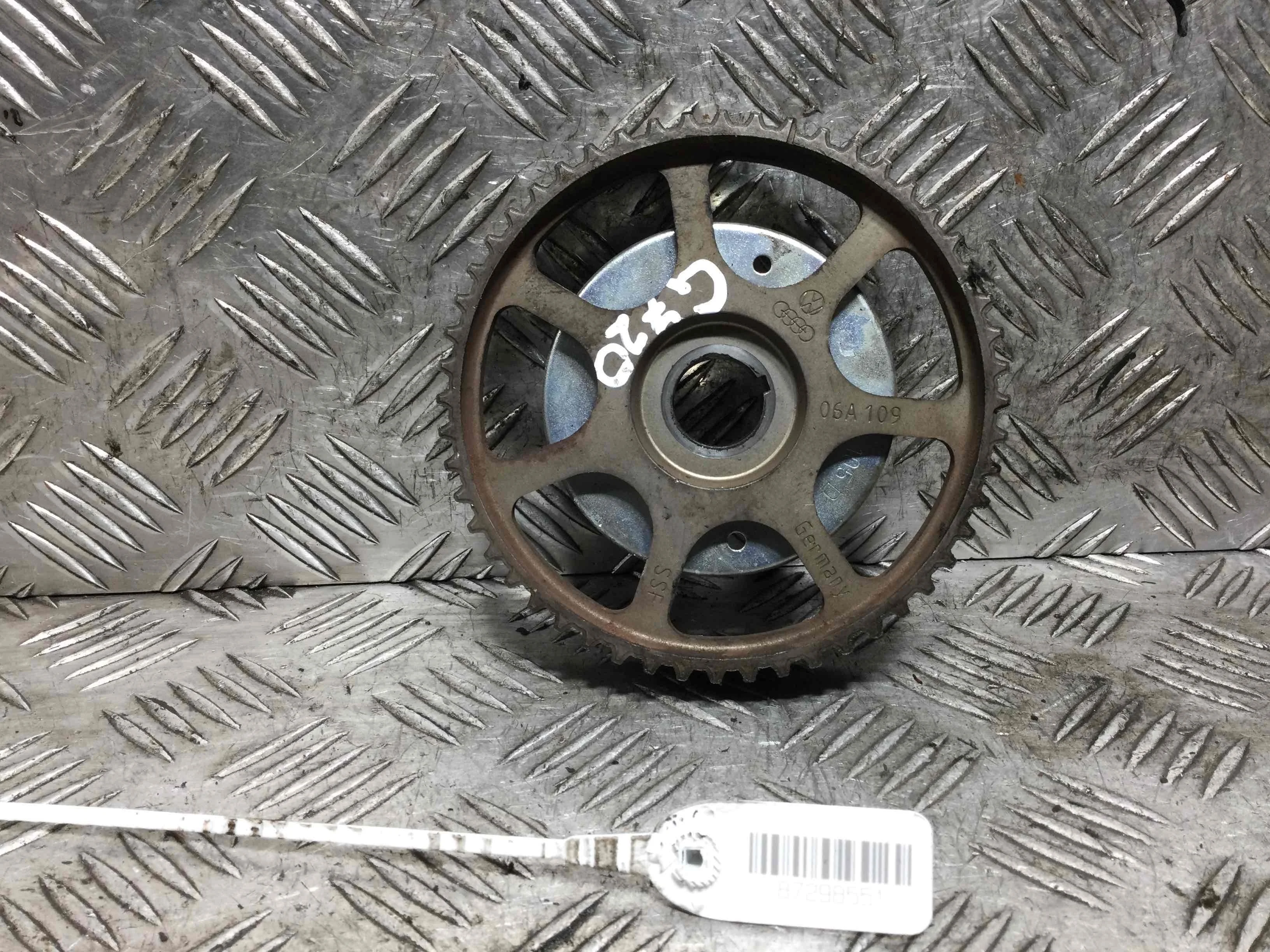 Шестерня распредвала Volkswagen Golf 4 поколение (1997-2004) бензин 2.0 i Механика Х/б