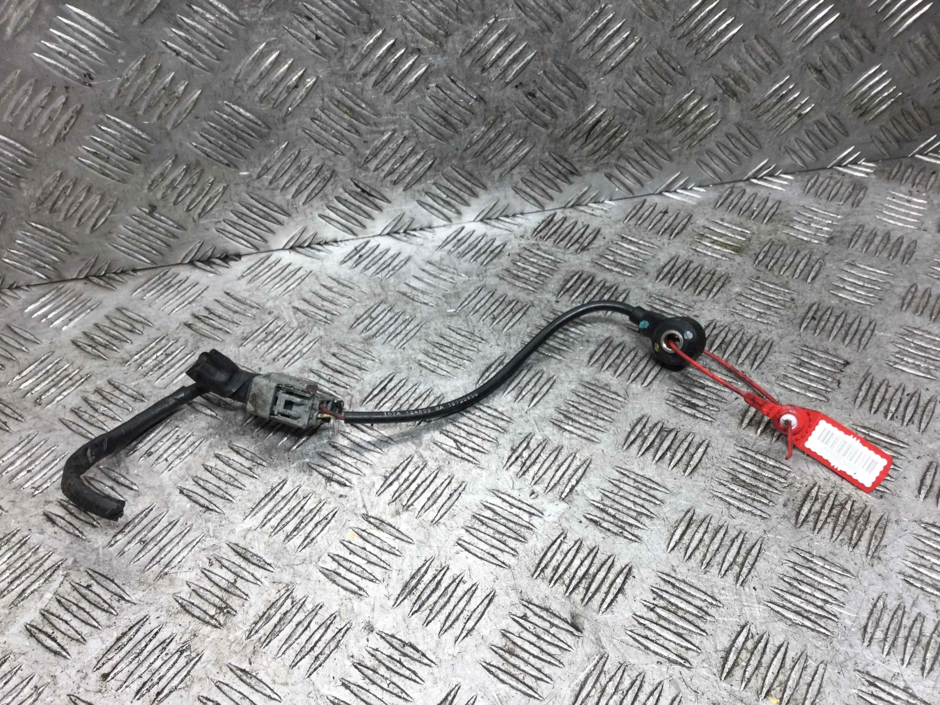 Датчик детонации Ford Mondeo 3 поколение (2000-2003) бензин 1.8 i Механика Седан