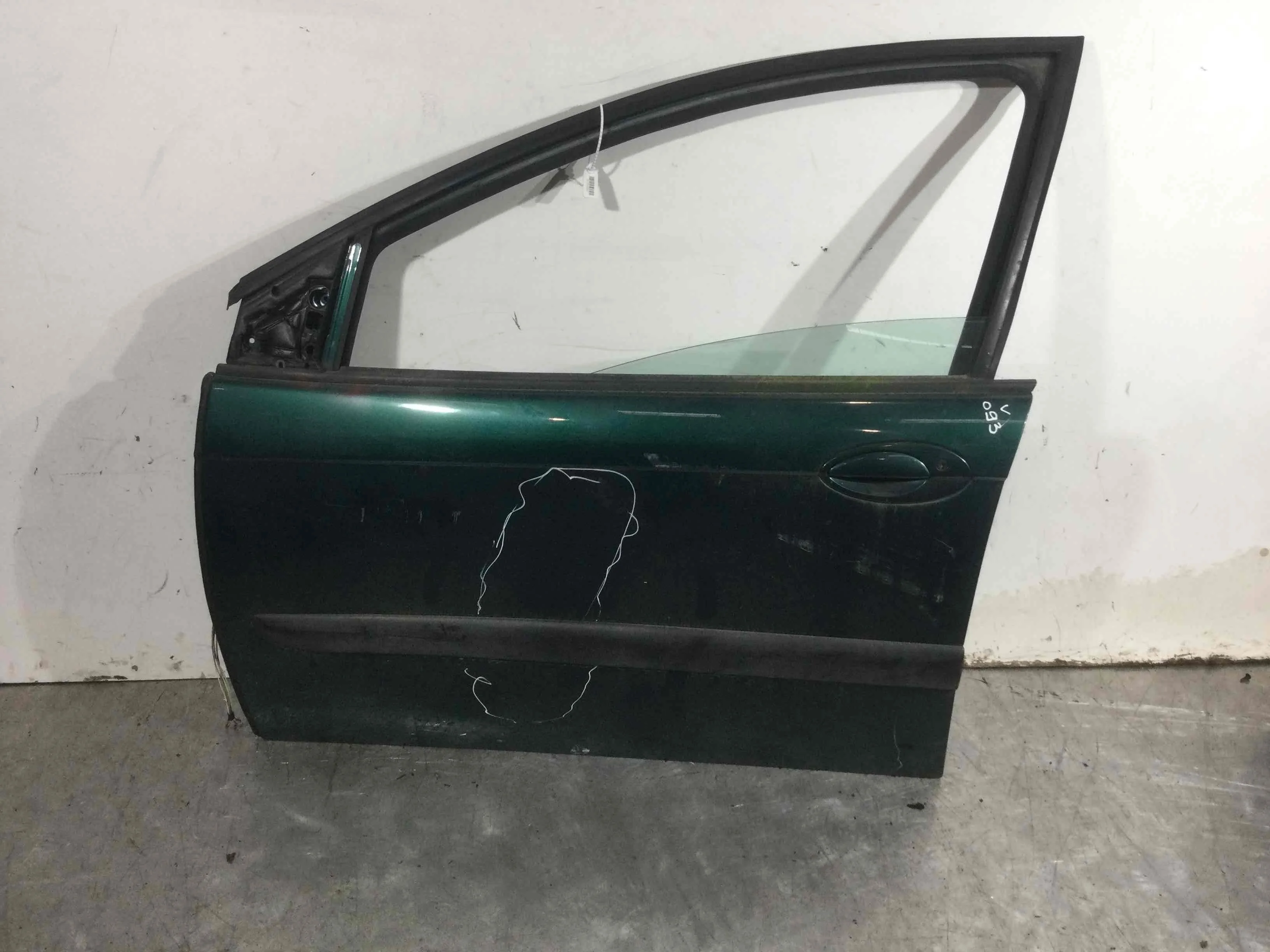 Дверь передняя левая Citroen C5 C5 I (DC,DE,RE,RC) 2001 - 2008 бензин 2.0 i Механика Универсал