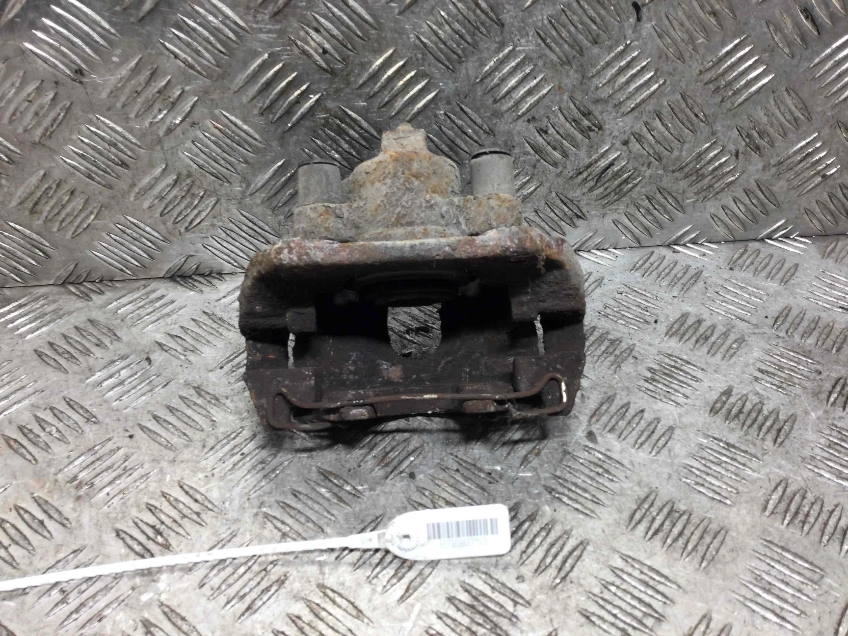 Суппорт задний левый Volvo V70 2 поколение (2000-2005) бензин 2.4 i Автомат Универсал