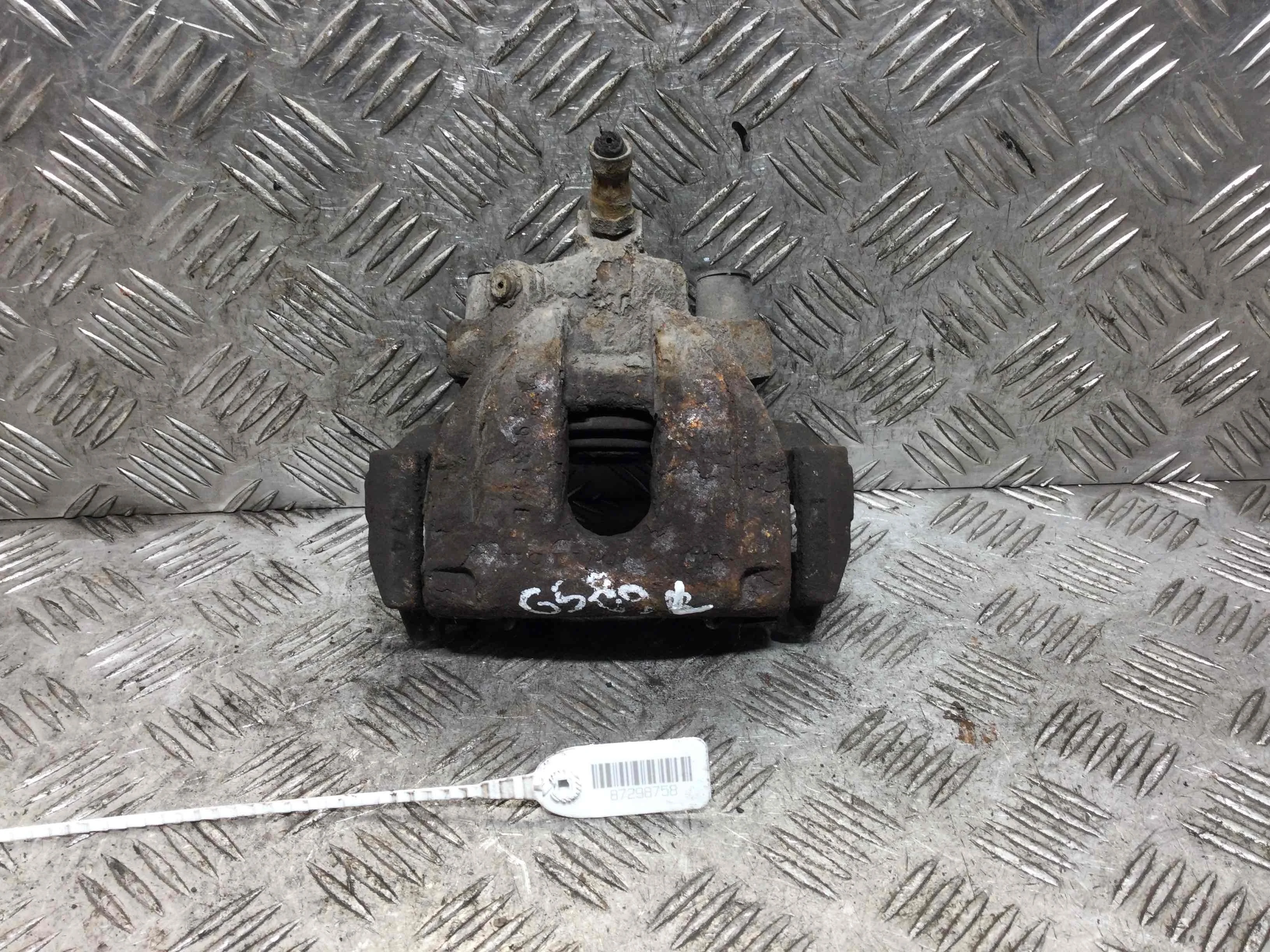 Суппорт задний правый Volvo V70 2 поколение (2000-2005) бензин 2.4 i Автомат Универсал