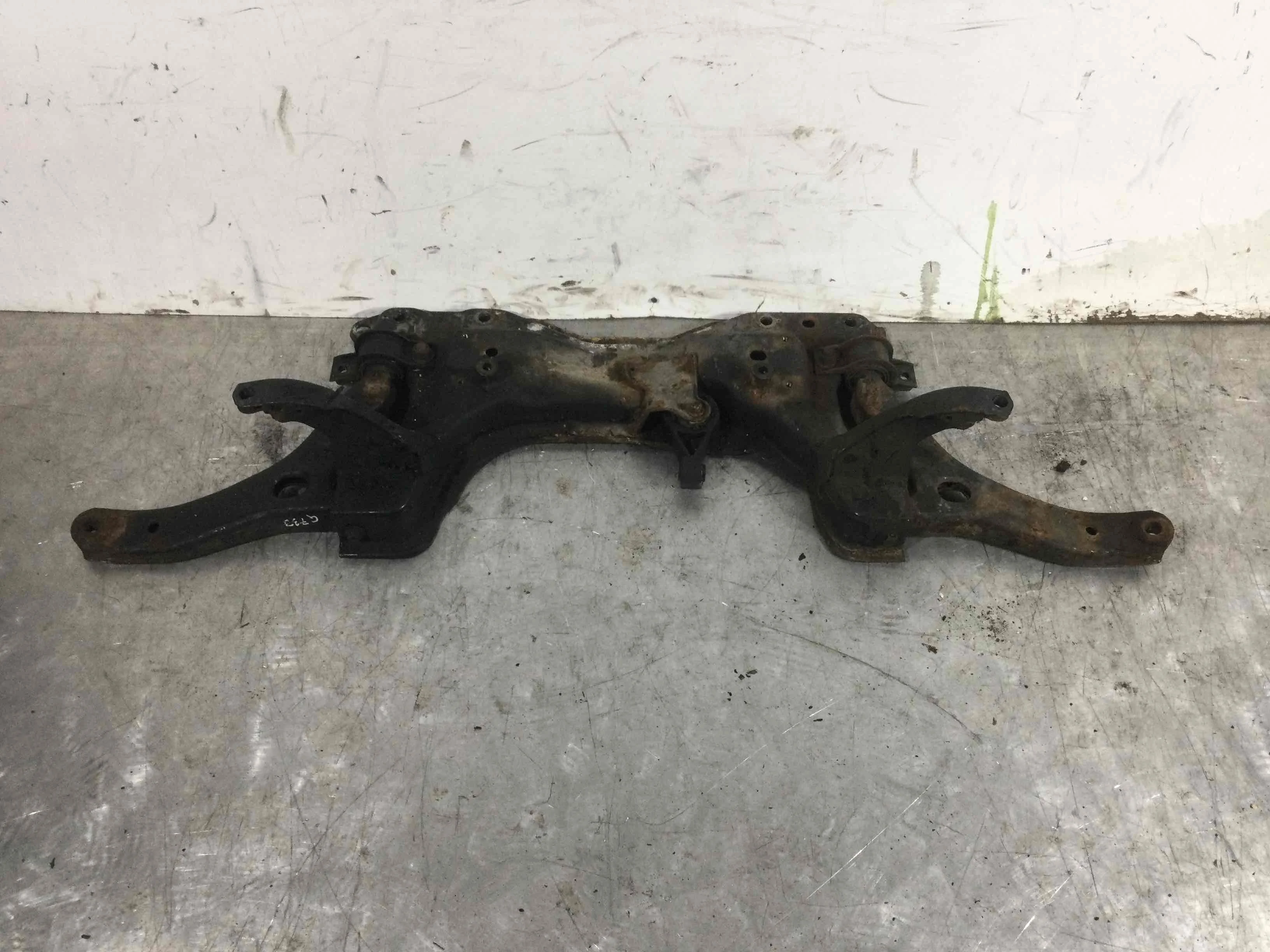 Балка подвески передняя (подрамник) Mazda 3 3 I (BK) 2003 - 2009 бензин 1.6 i Механика Х/б