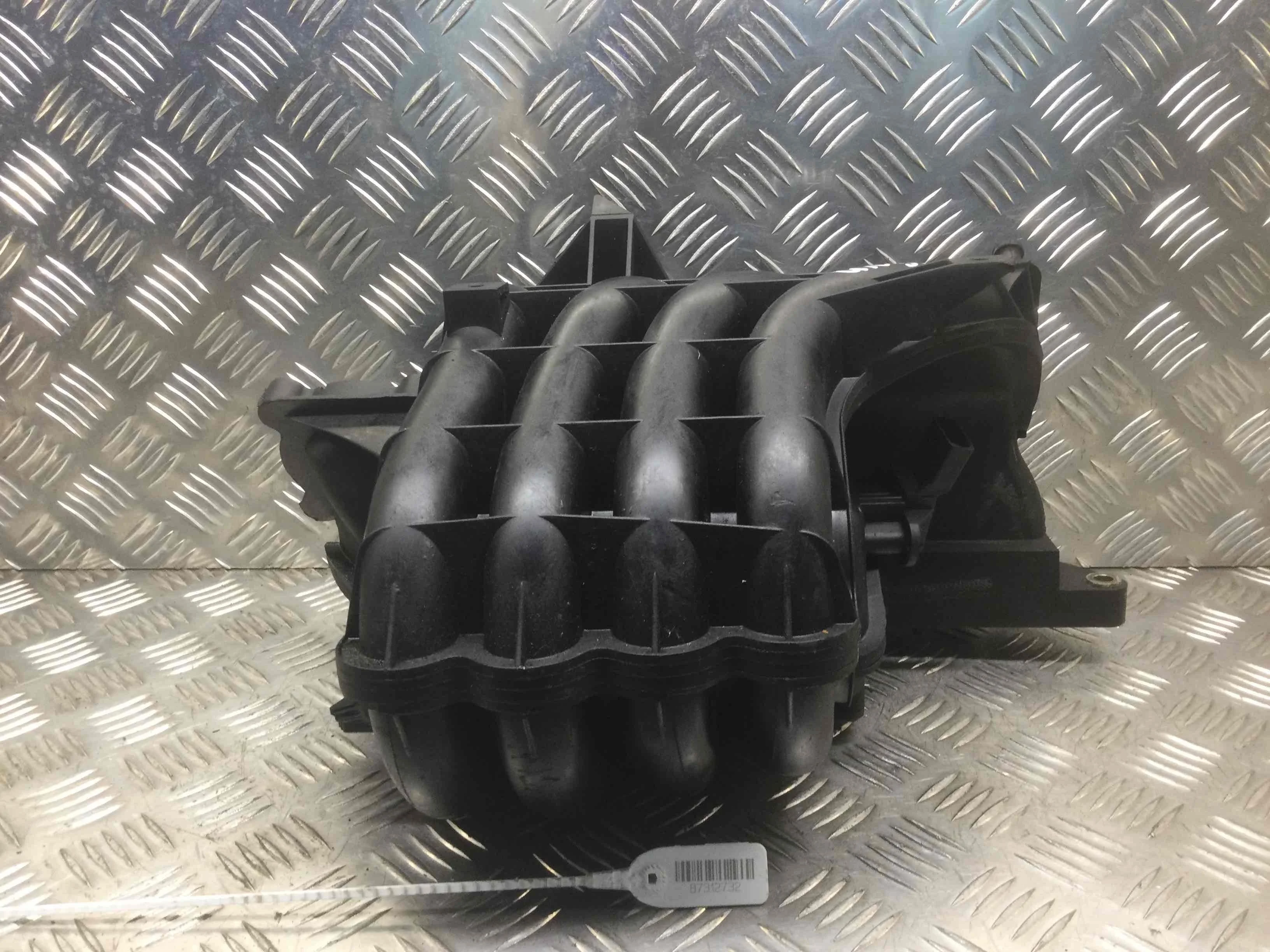 Коллектор впускной Volkswagen Golf 4 поколение (1997-2004) бензин 1.4 i Механика Х/б