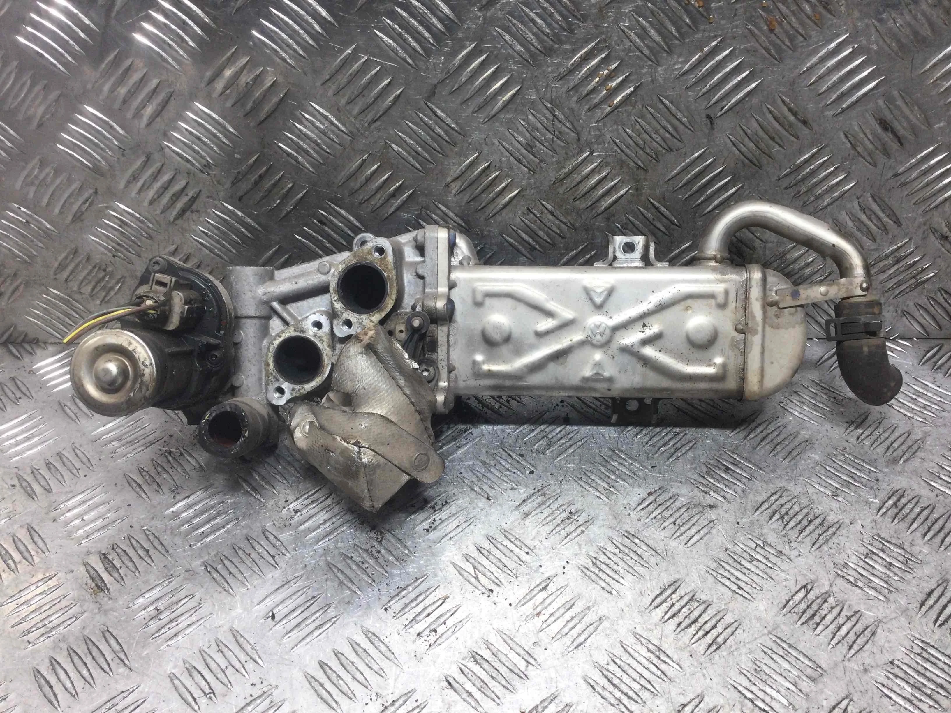 Клапан EGR Volkswagen Golf 6 поколение (2008-2015) дизель 2.0 TDI Механика Х/б