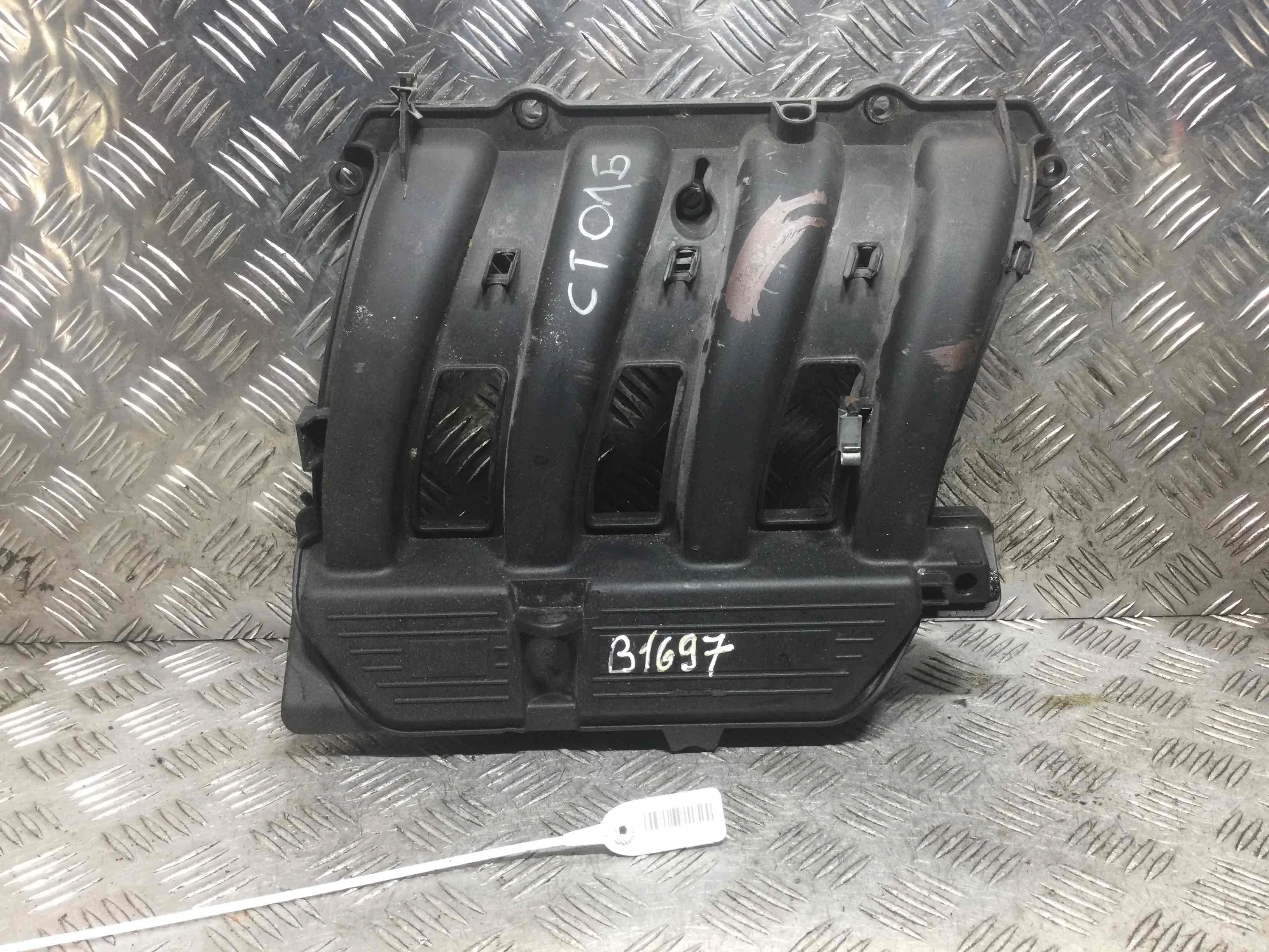 Коллектор впускной Renault Megane 2 поколение [рестайлинг] (2006-2009) бензин 1.6 i Автомат Х/б