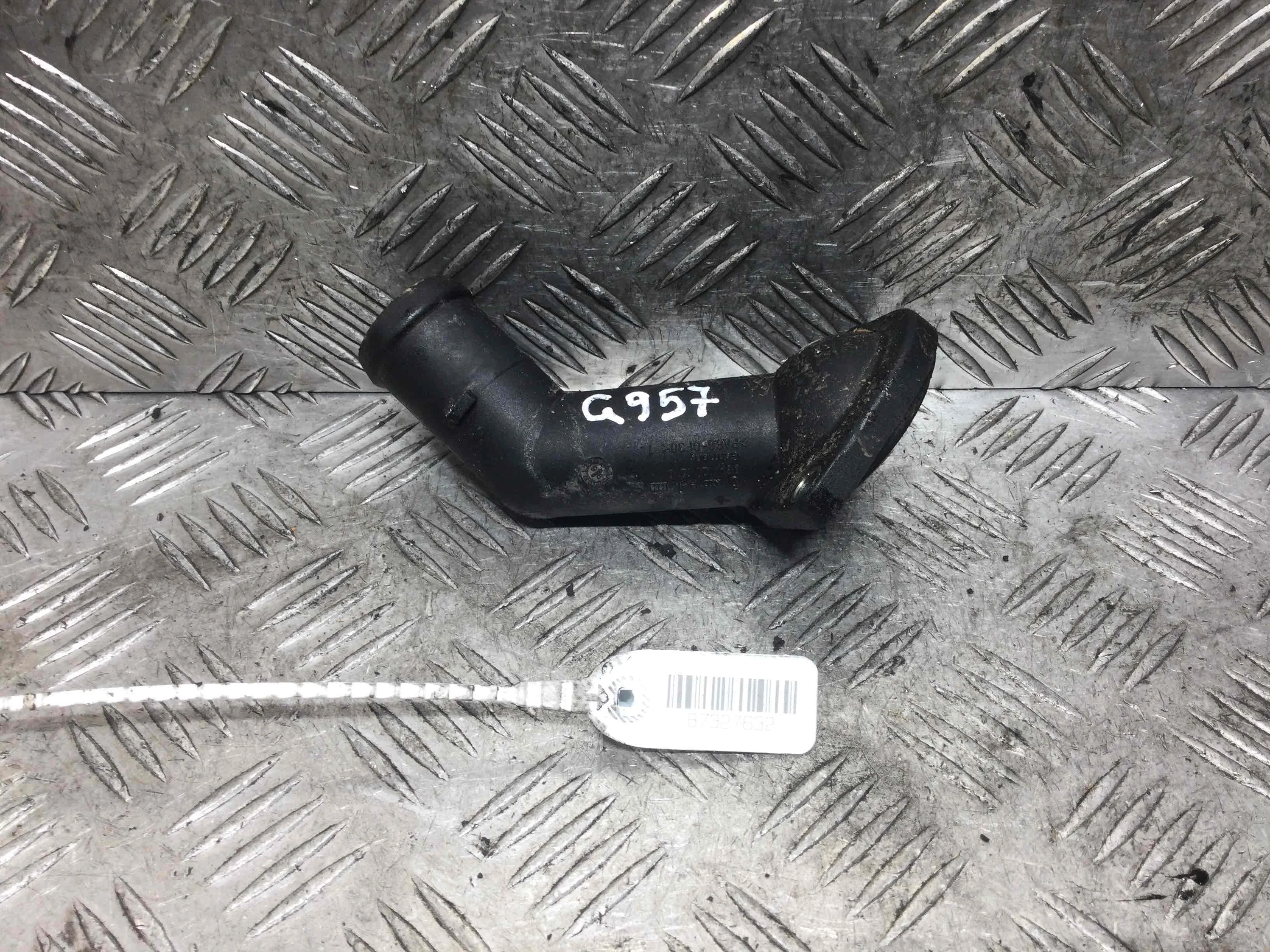 Фланец (тройник) системы охлаждения Audi A3 8L (1996-2000) бензин 1.8 i Механика Х/б