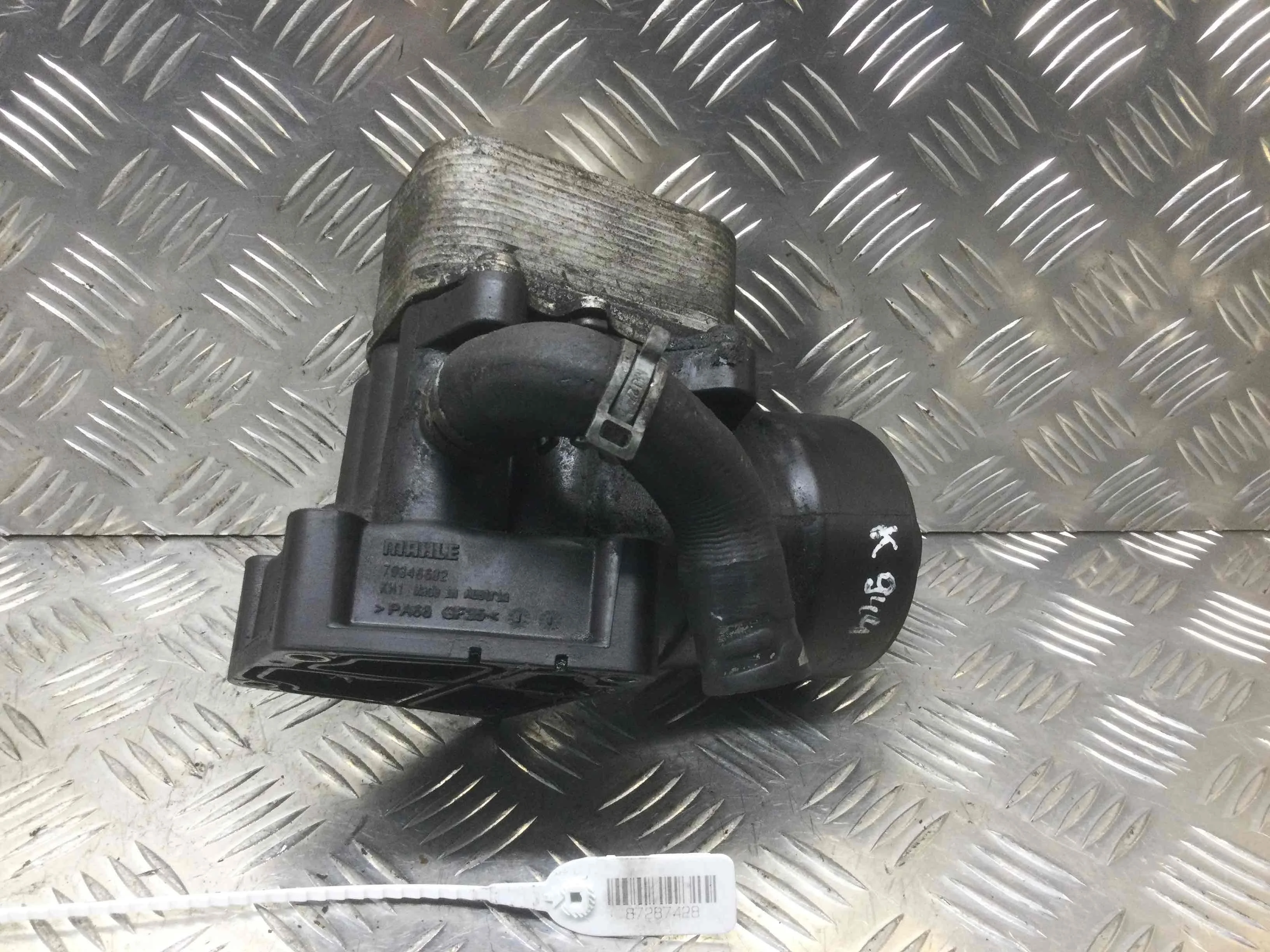 Фильтр масляный Volkswagen Passat B6 (2005-2010) дизель 1.6 TDI Механика Седан