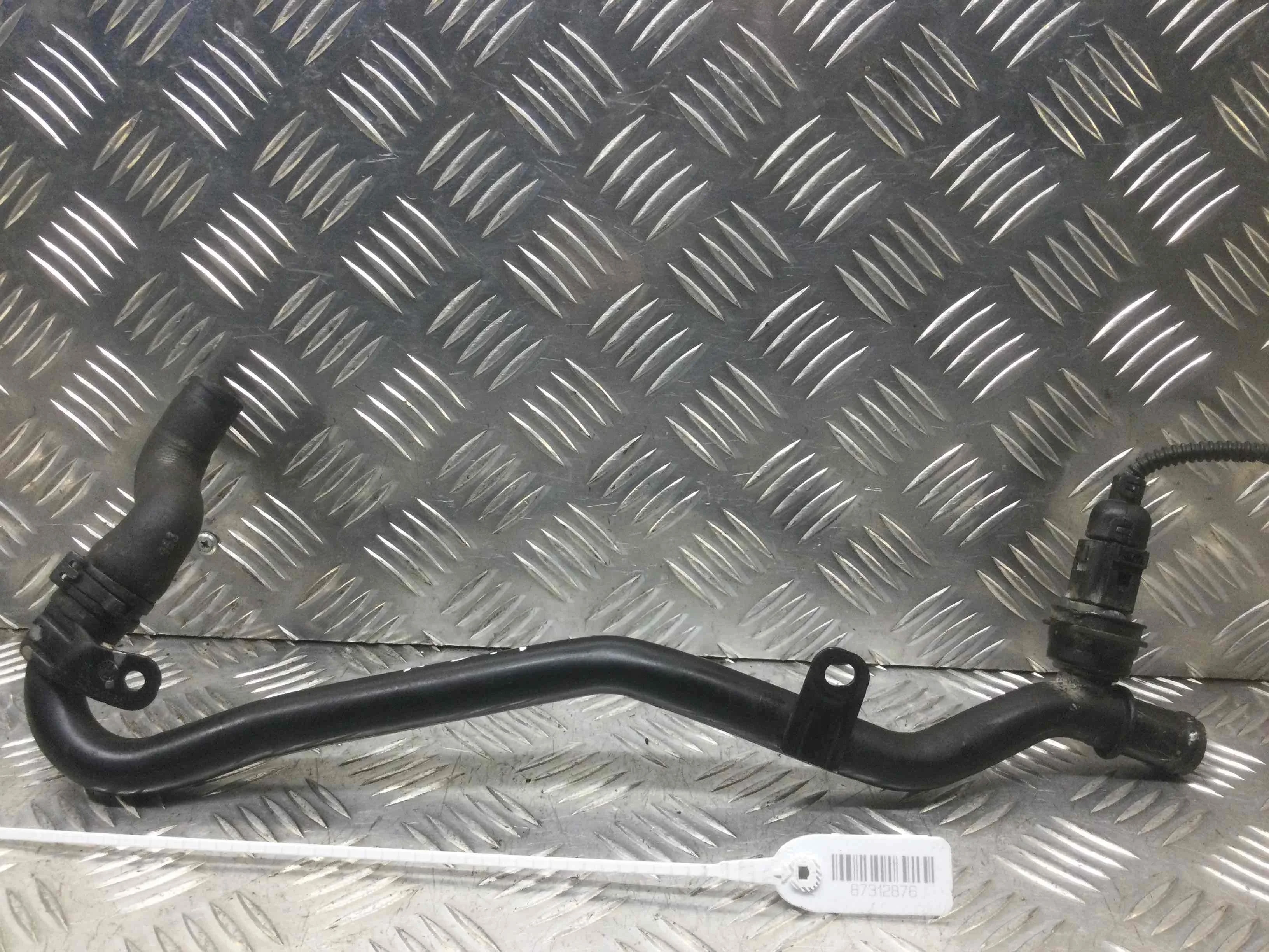 Трубка охлаждающей жидкости металлическая Volkswagen Passat B6 (2005-2010) дизель 1.6 TDI Механика Седан