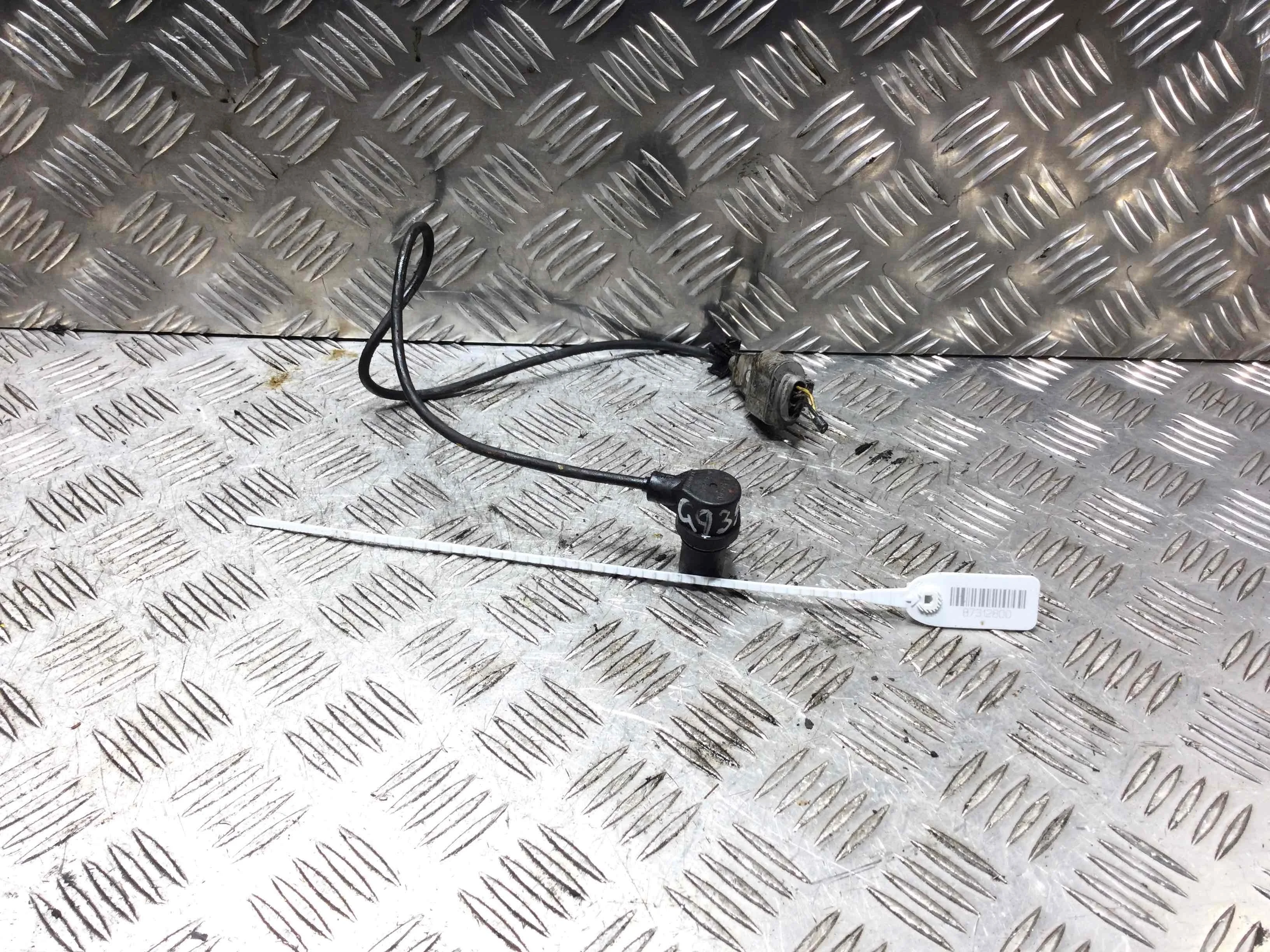 Датчик коленвала Volkswagen Golf 4 поколение (1997-2004) бензин 1.6 i Механика Х/б