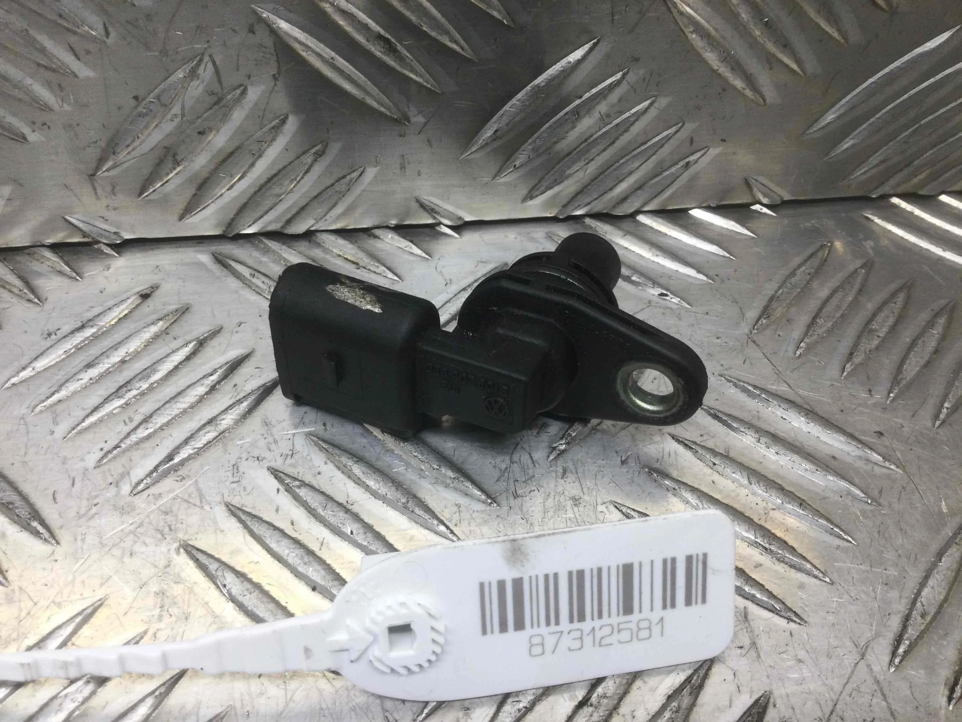 Датчик распредвала Volkswagen Golf 4 поколение (1997-2004) бензин 1.4 i Механика Х/б