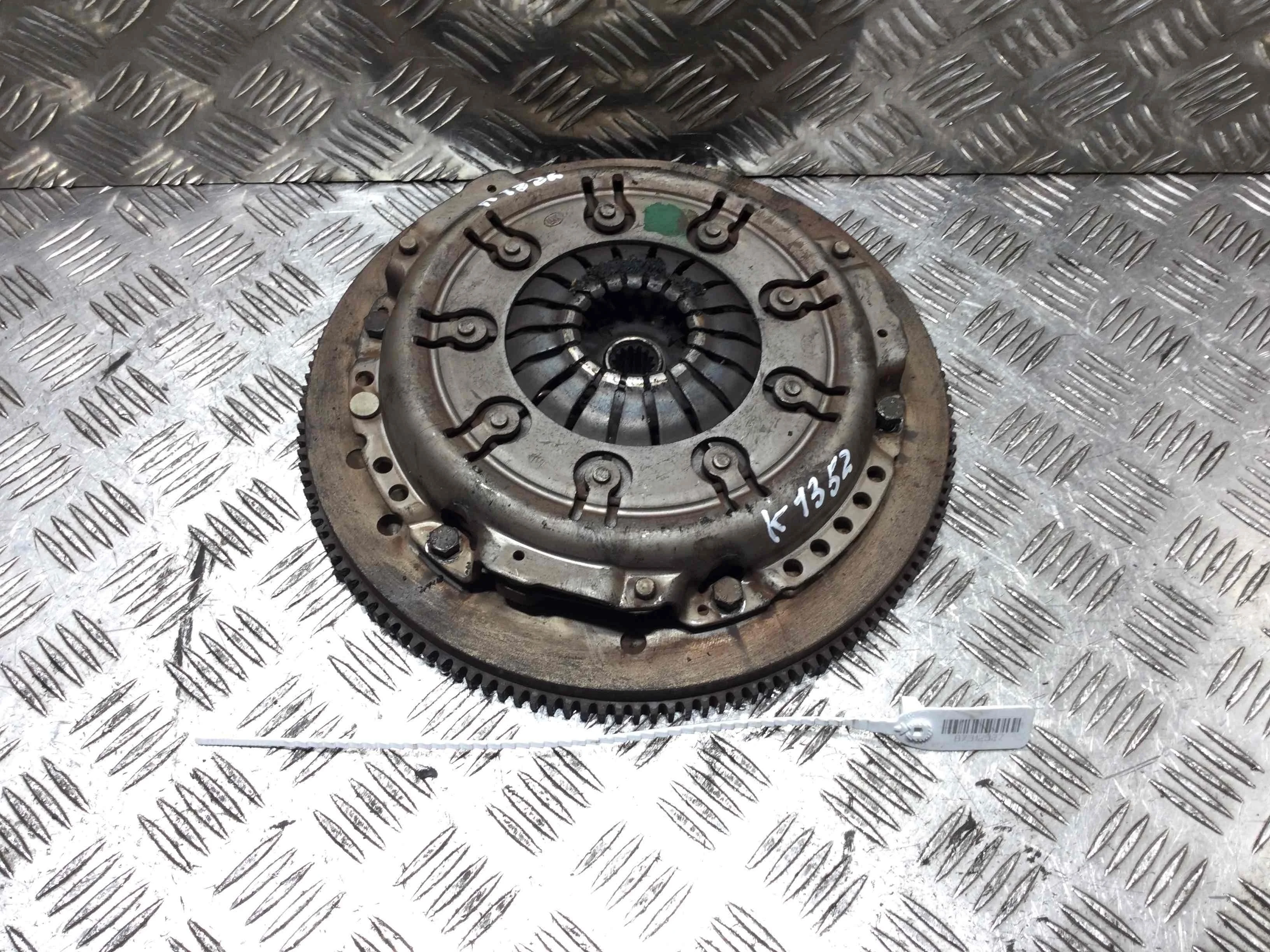 Маховик Opel Corsa D (2006-2011) бензин 1.4 i Механика Х/б