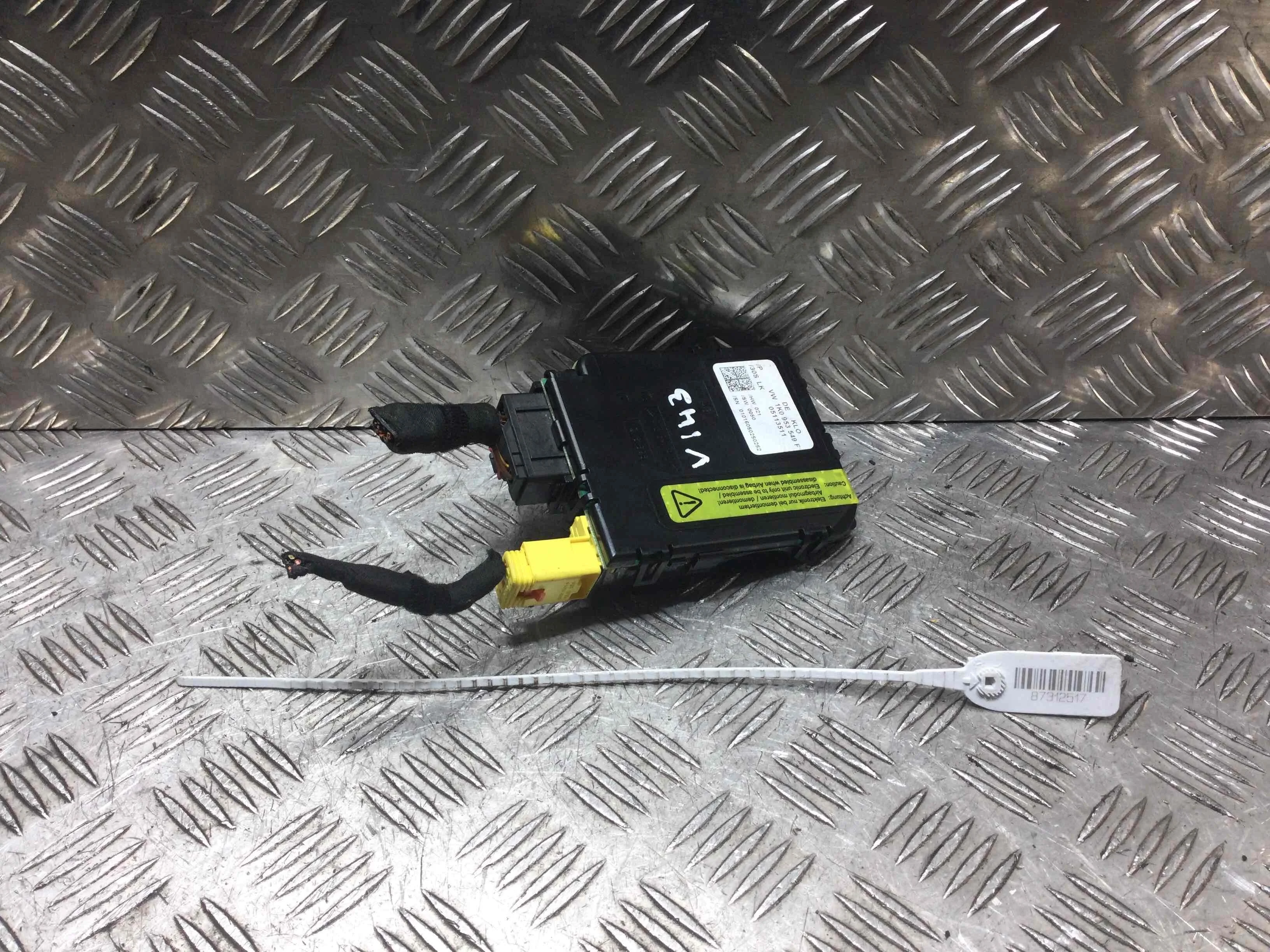 Датчик угла поворота руля Volkswagen Golf 5 поколение (2004-2009) дизель 1.9 TDI Механика Х/б