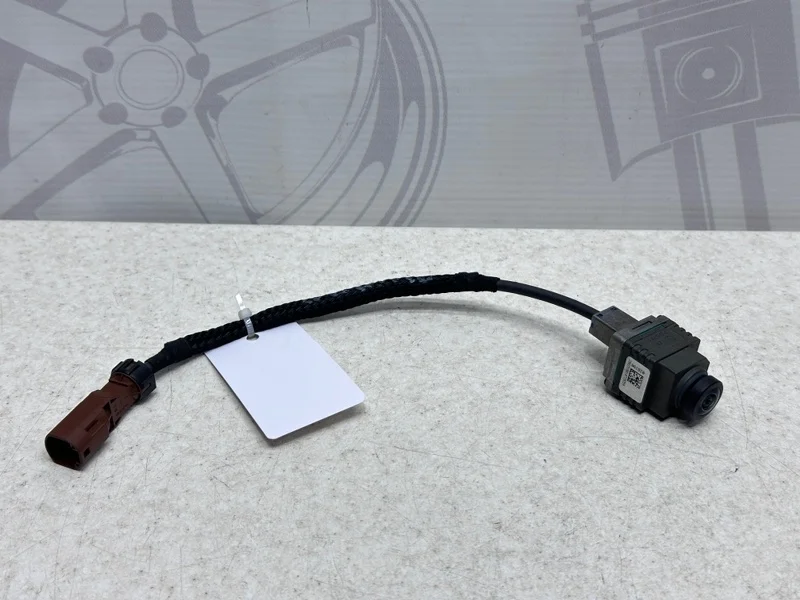 Камера в крышку багажника Mercedes-benz 2017 W222