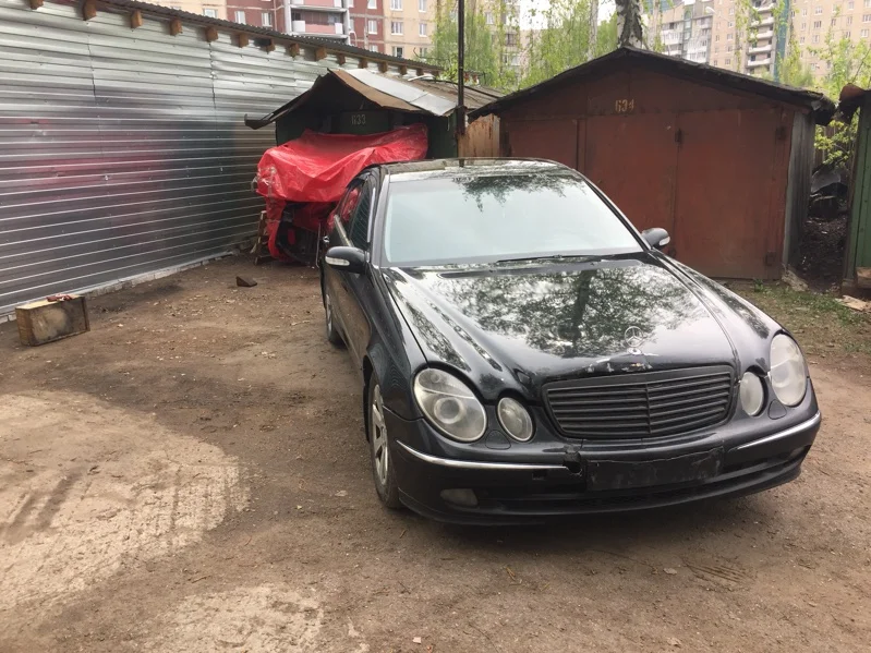 Продажа Mercedes-Benz E class 2.2D (150Hp) (646.961) RWD AT по запчастям