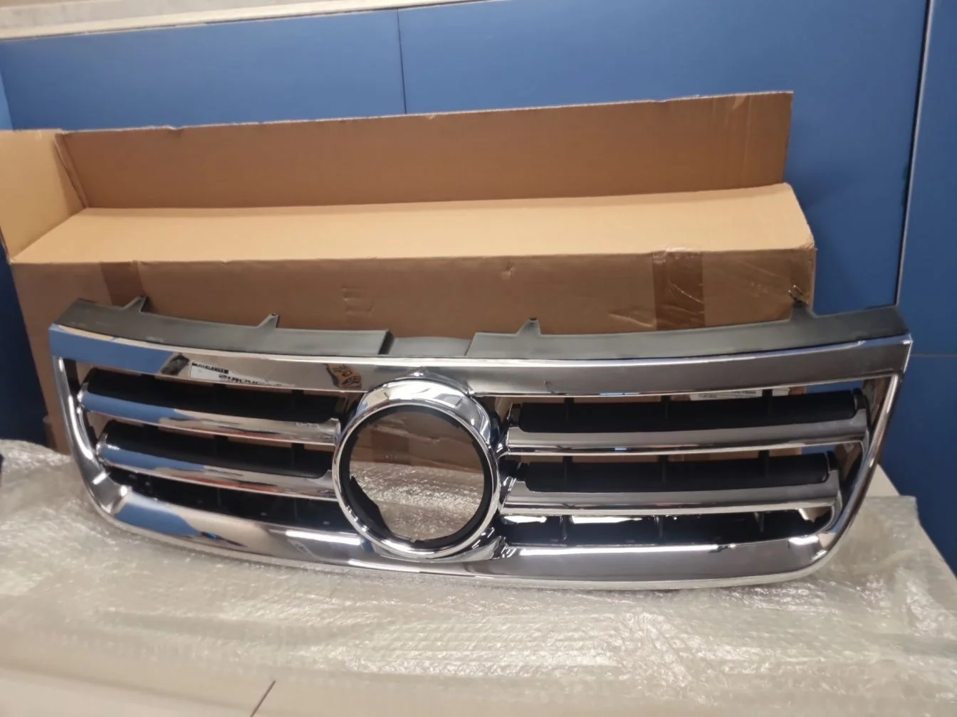 Решетка радиатора для Volkswagen Touareg 2002-2010