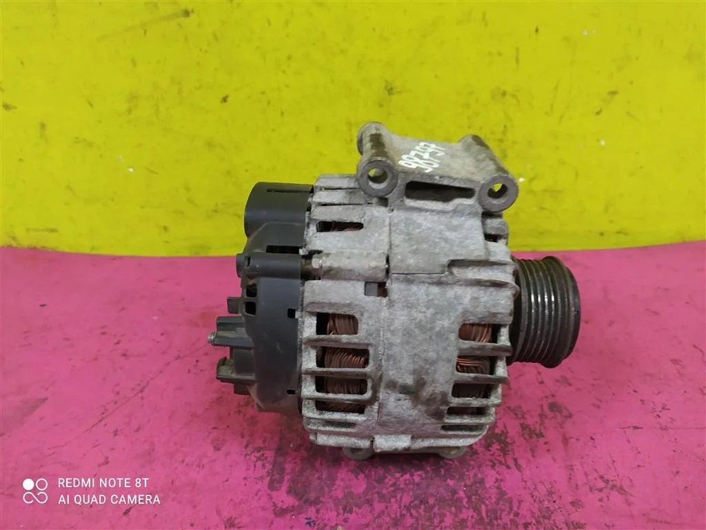 Генератор Audi A4 B8 A5 Q5 3,0 3,2 CAL 06E903016S