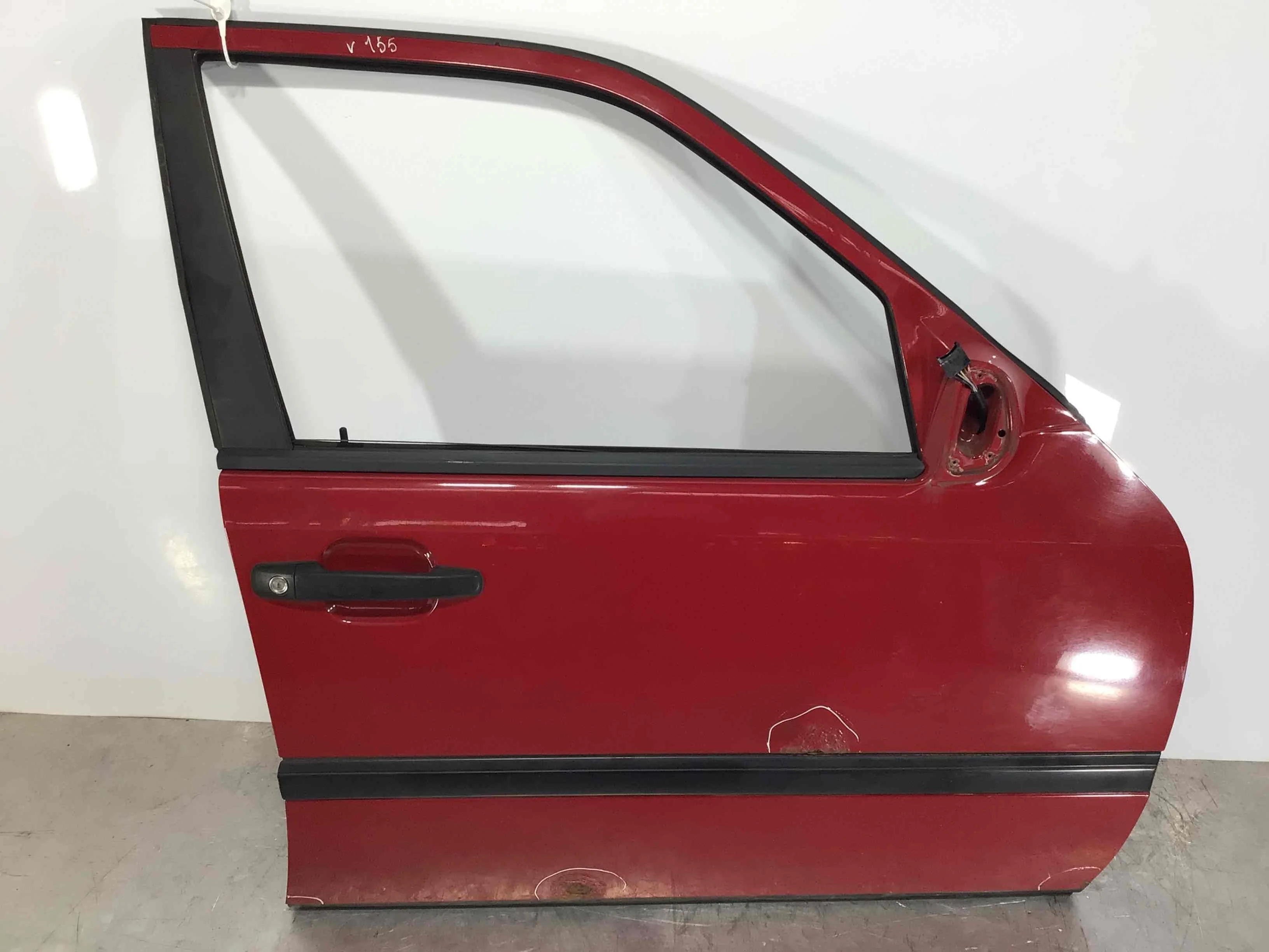 Дверь передняя правая Mercedes C-klasse W202/S202 [рестайлинг] (1997-2001) бензин 1.8 i Механика Седан