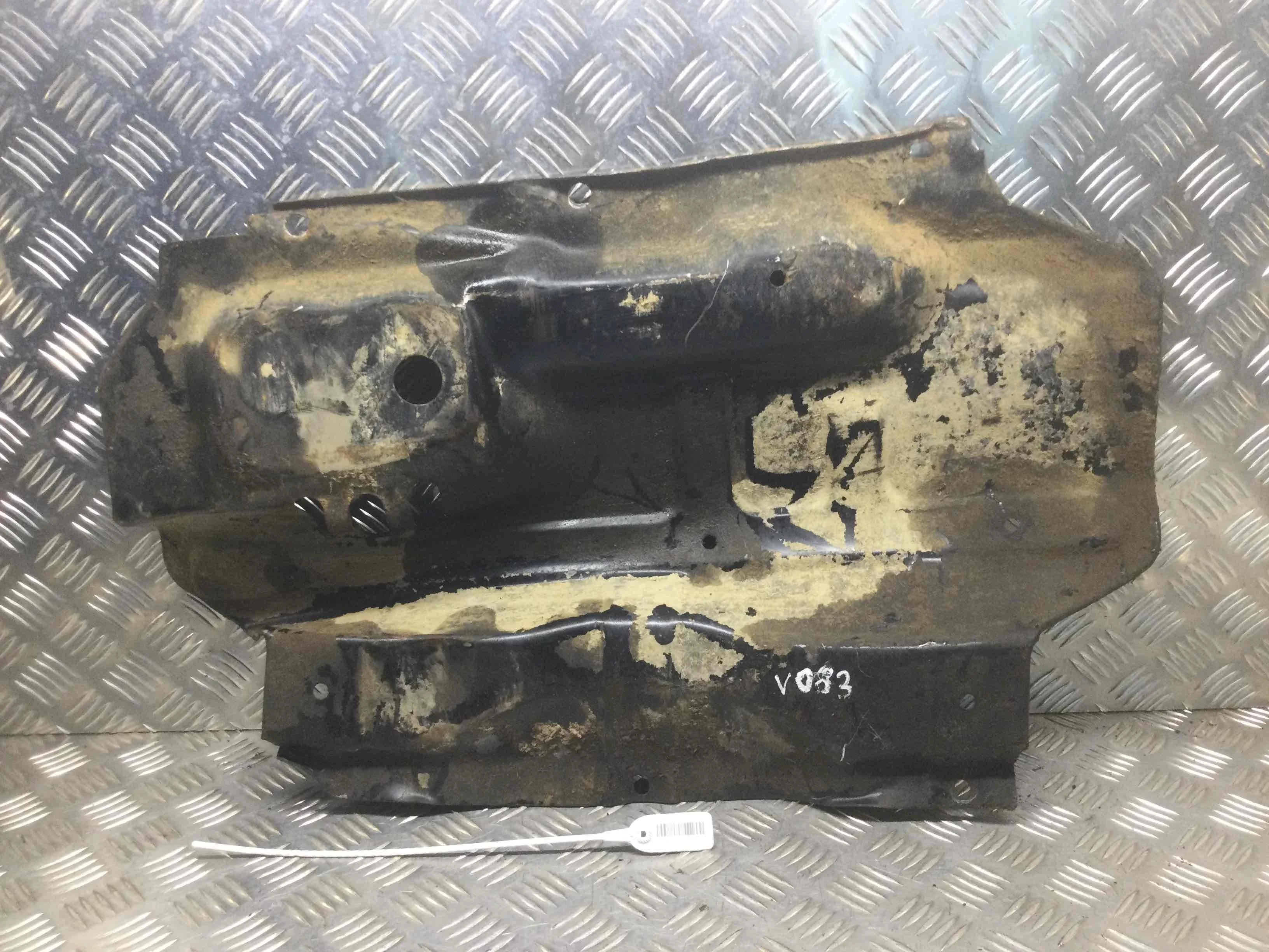 Защита днища Mitsubishi Pajero Sport 1 поколение (1996-2005) дизель 2.5 TD Механика