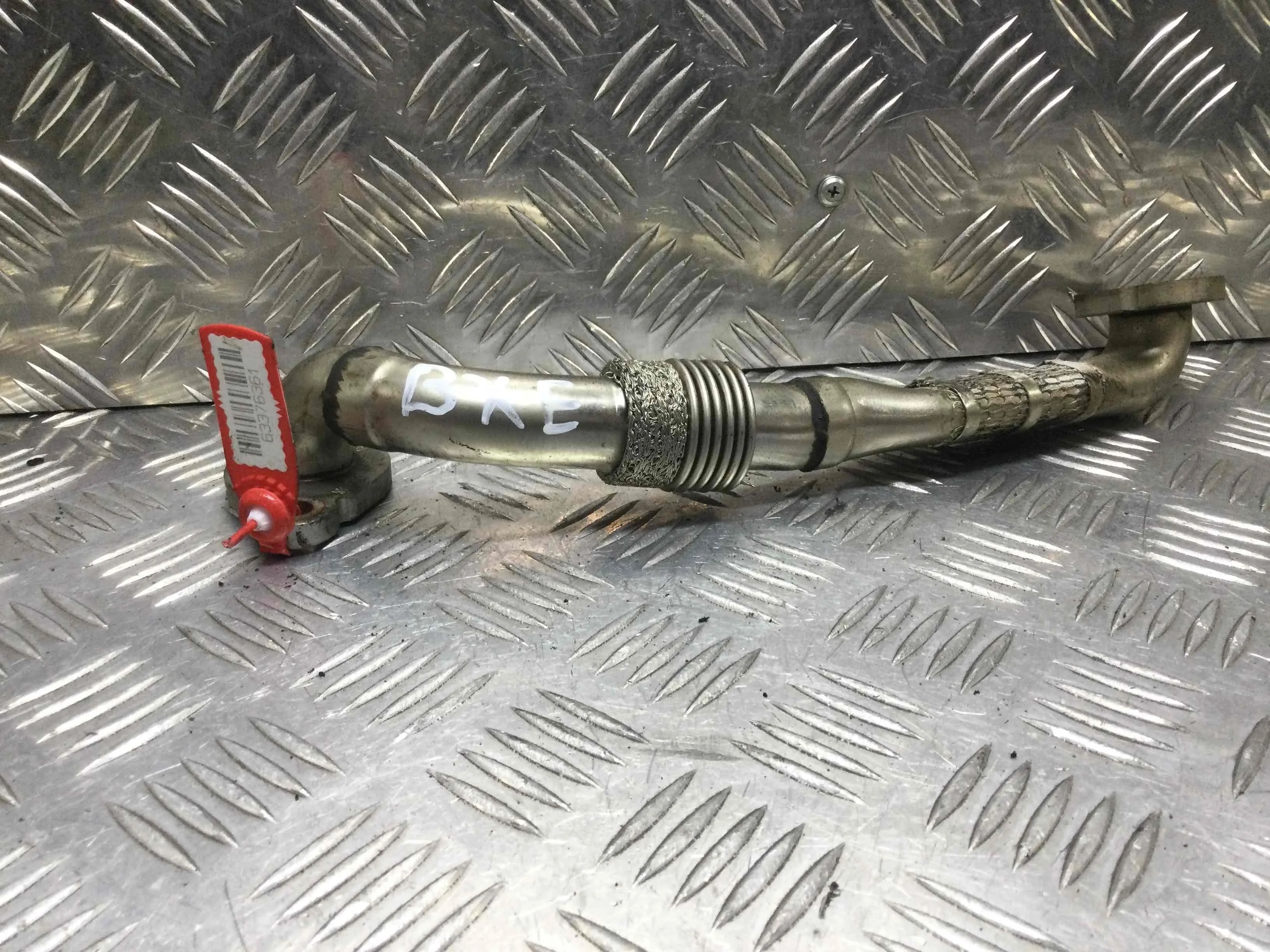 Трубка системы рециркуляции EGR Volkswagen Golf 5 поколение (2004-2009) дизель 1.9 TDI Механика Х/б