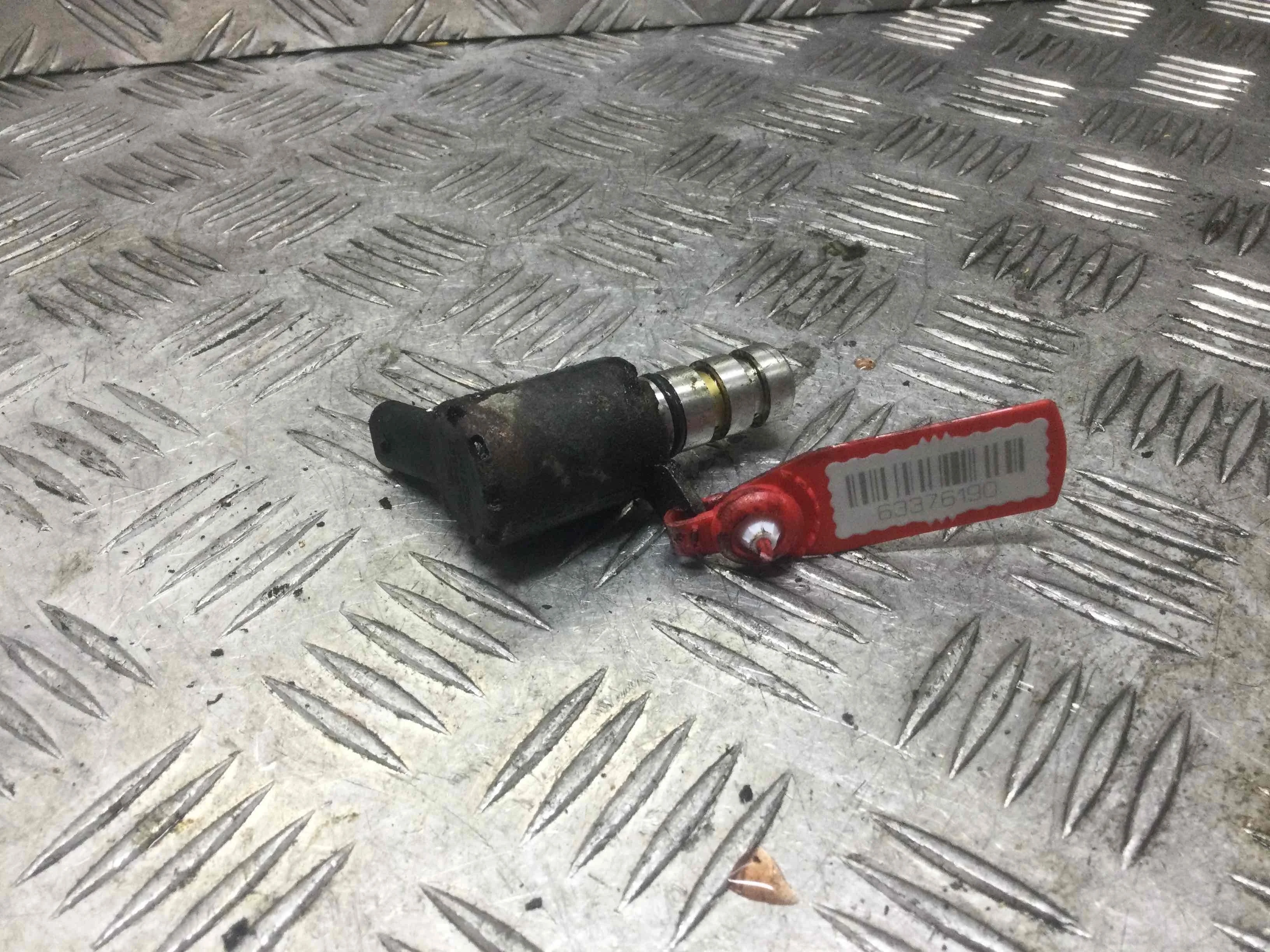 Клапан электромагнитный Audi A5 8T (2007-2011) бензин 1.8 TFSI Механика Седан