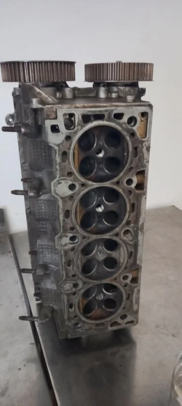 Головка блока цилиндров Opel Astra 2011 J