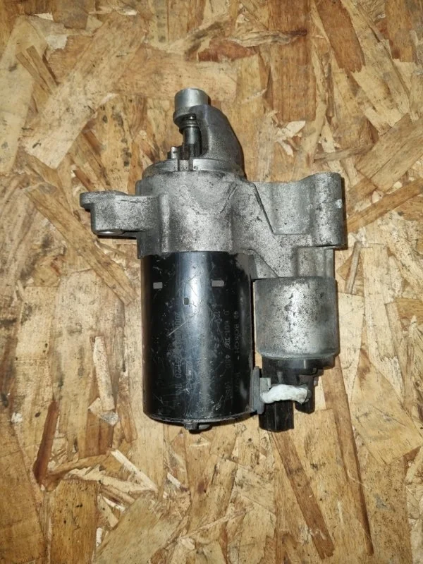 Стартер Audi A4 2011 8K2