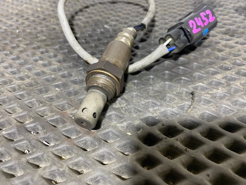 Лямбда Зонд Датчик кислорода Volvo S60 S80 V70 2005 8658237