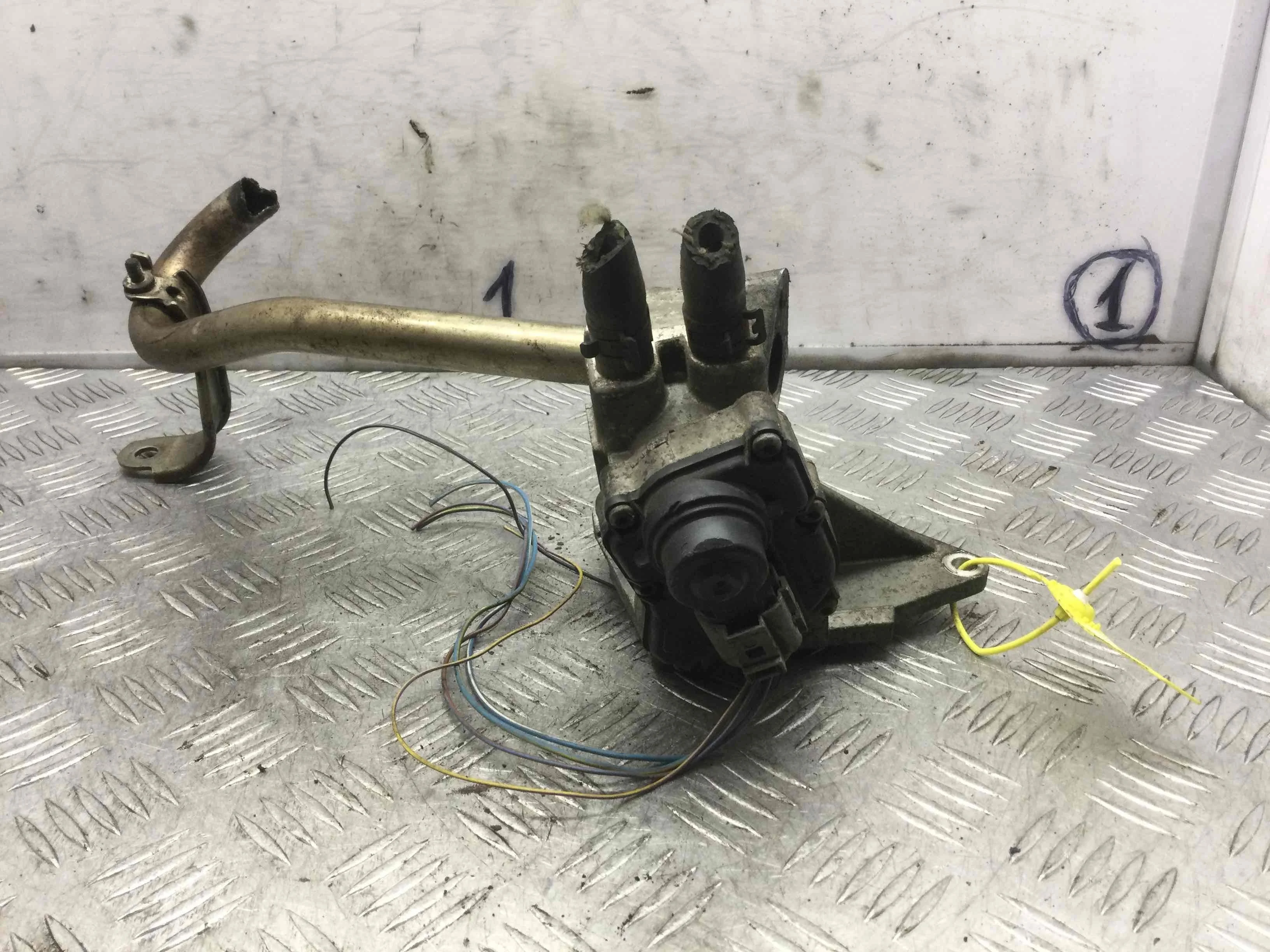 Клапан EGR Volkswagen Golf 5 поколение (2004-2009) бензин 2.0 FSI Механика Х/б