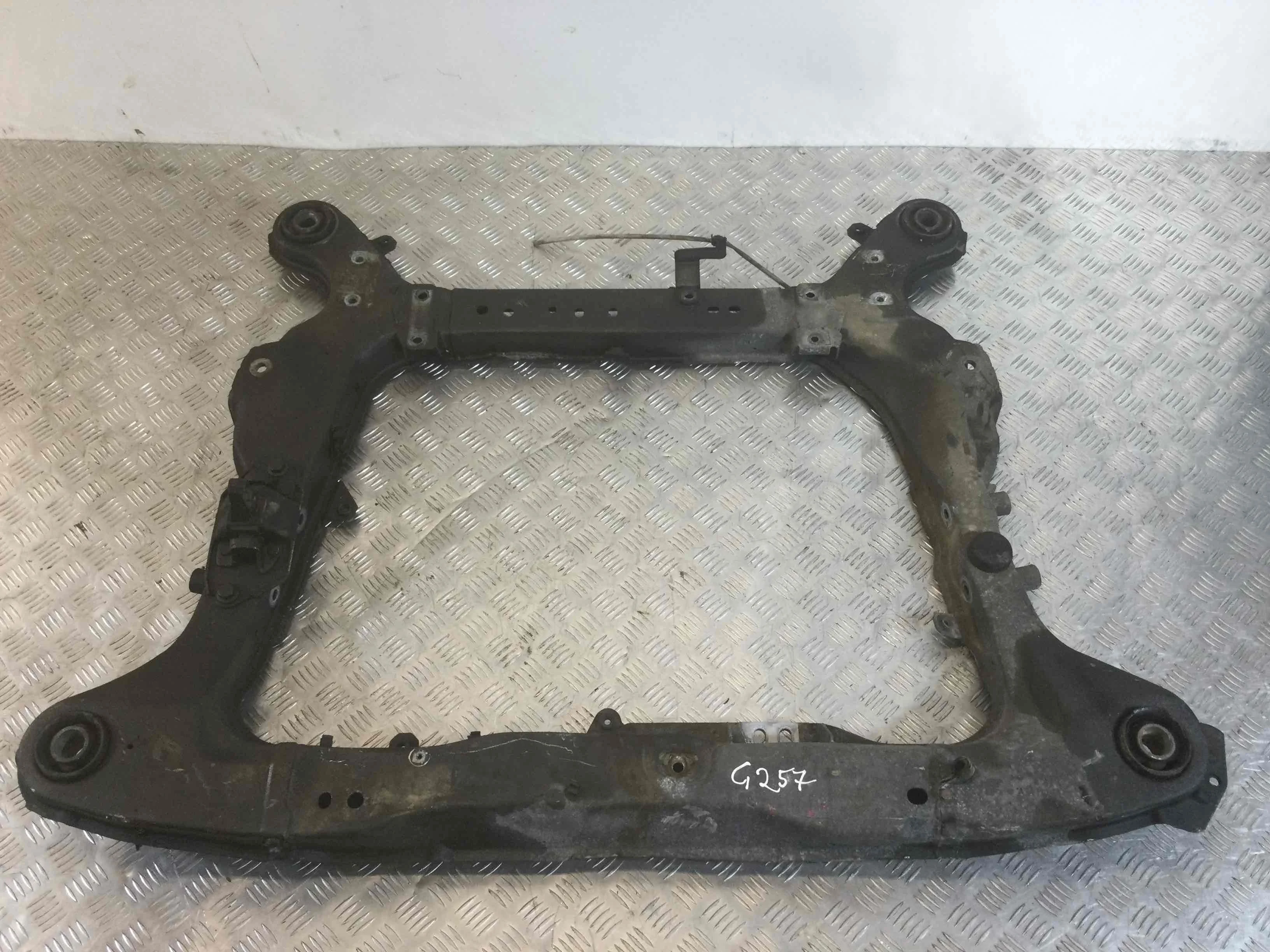 Балка подвески передняя (подрамник) Volvo V70 2 поколение (2000-2005) бензин 2.4 i Механика Седан