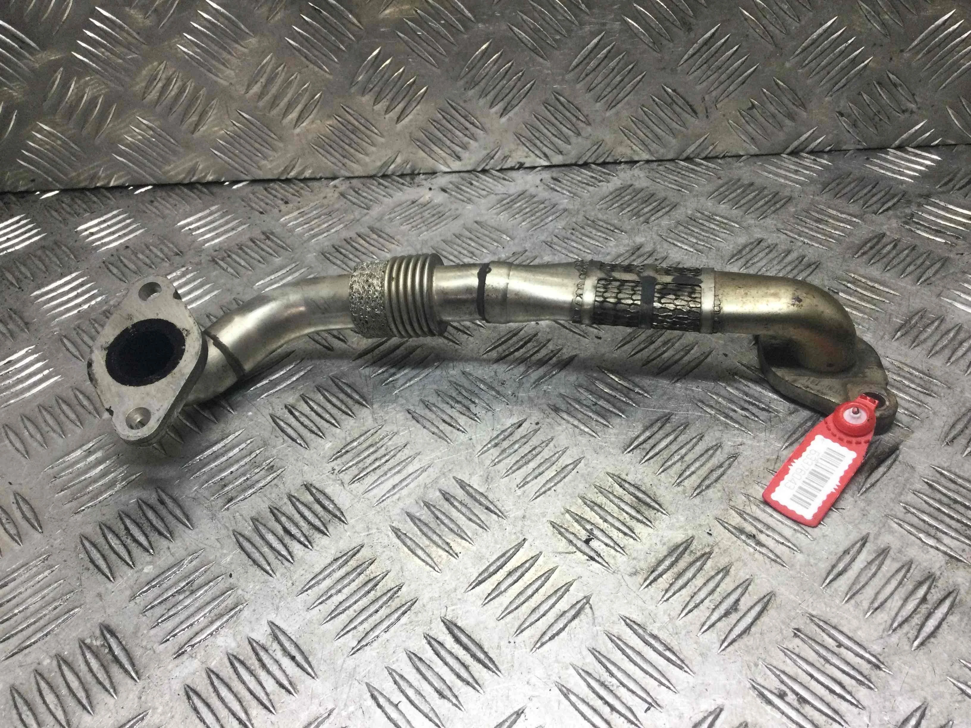 Трубка системы рециркуляции EGR SEAT Leon 2 поколение (2005-2009) дизель 1.9 TDI Механика Х/б