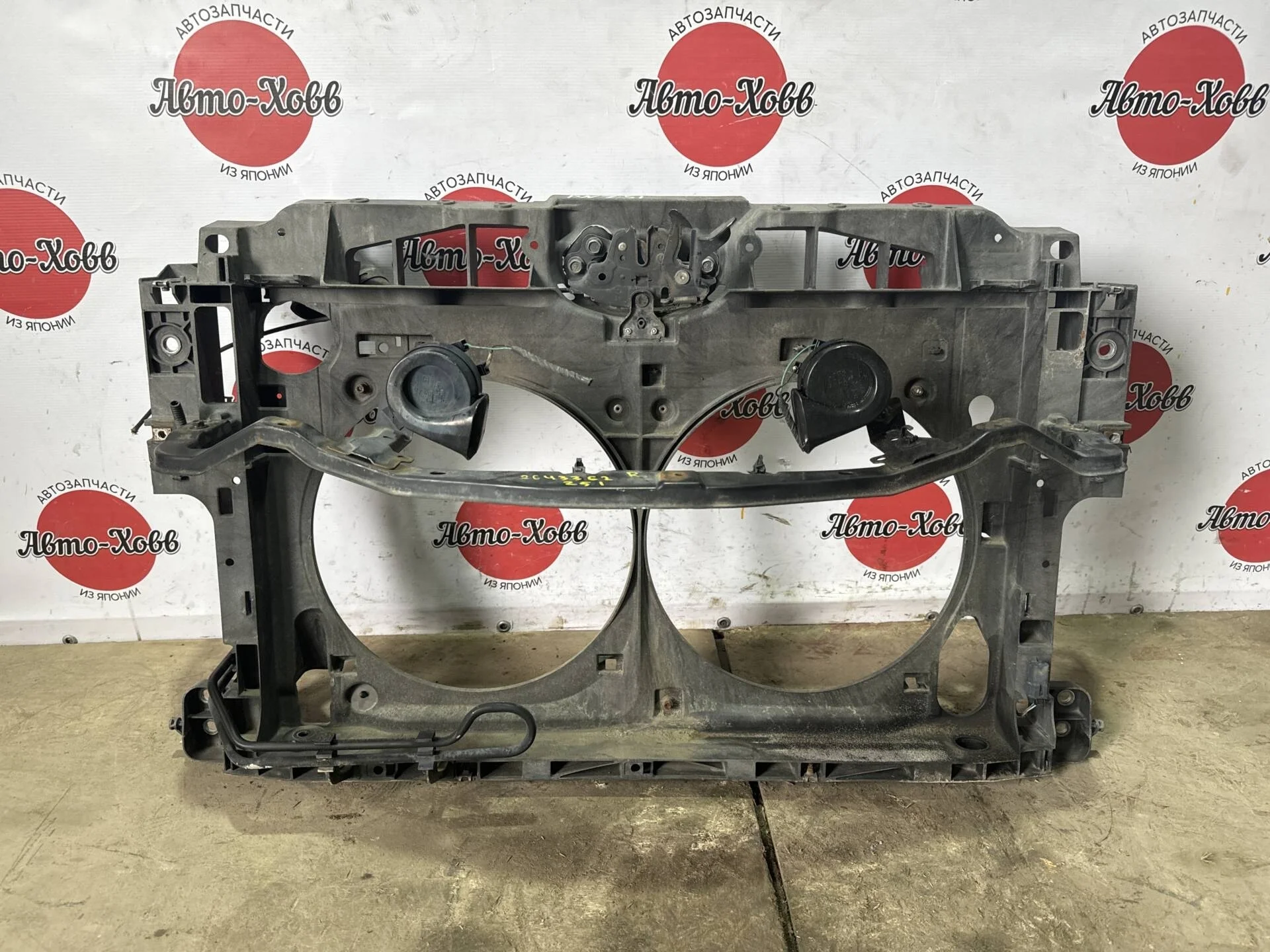 Панель передняя (телевизор) Nissan Murano Z51