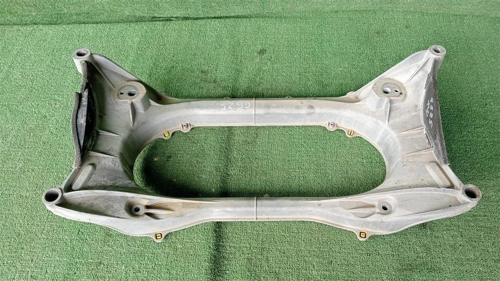 Б.у. балка под двс LEXUS GS250 GRL11 LEXUS GS250 GRL11