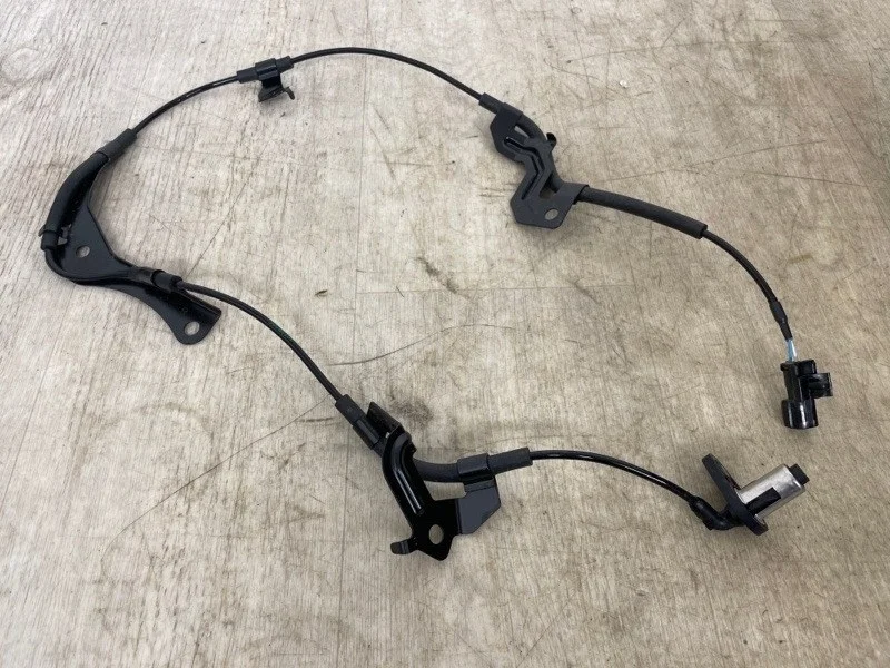 Датчик abs Mitsubishi Pajero Sport 3 2015 2016 2017 2018 2019 2020 2021 4670B006 KS, передний правый