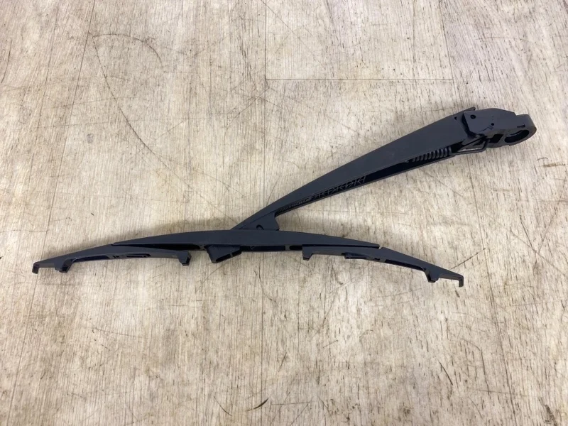 ПОВОДОК ДВОРНИКА MITSUBISHI OUTLANDER 3 2012 2013 2014 2015 2016 2017 2018 2019 2020 2021 2022 2023 8253A129 GF3W, задний