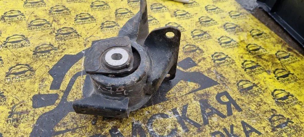 Опора КПП левая для Mazda CX 7 2007-2012