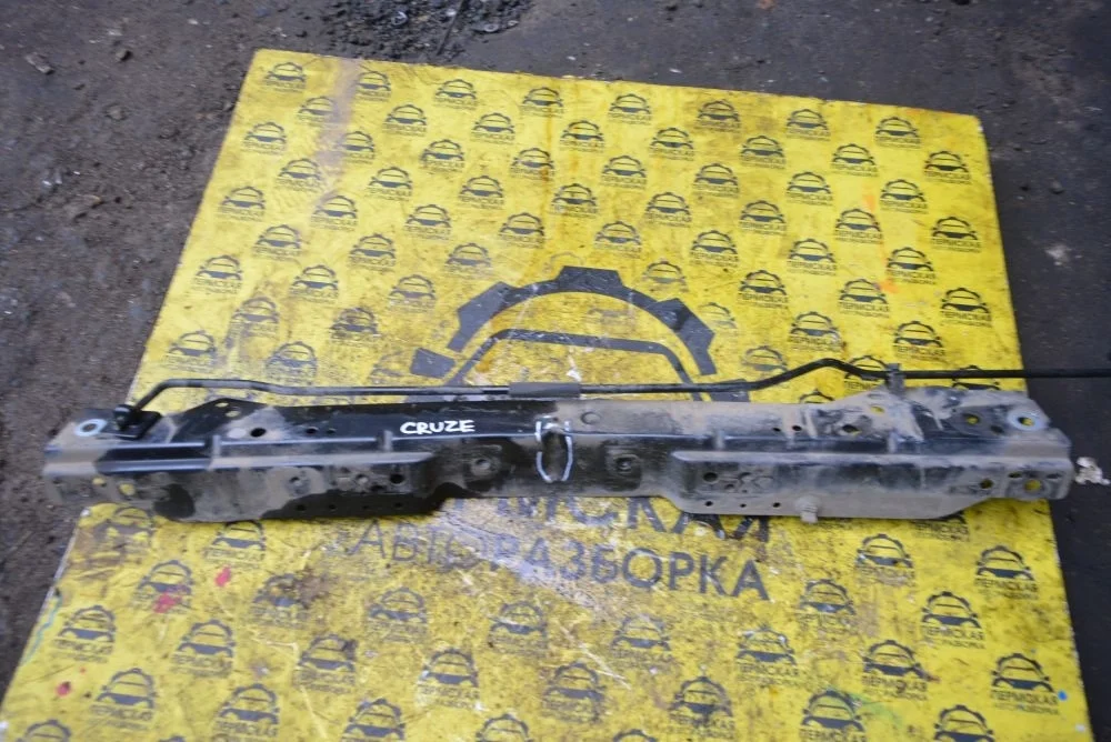 Панель передняя для Chevrolet Cruze 2009-2016