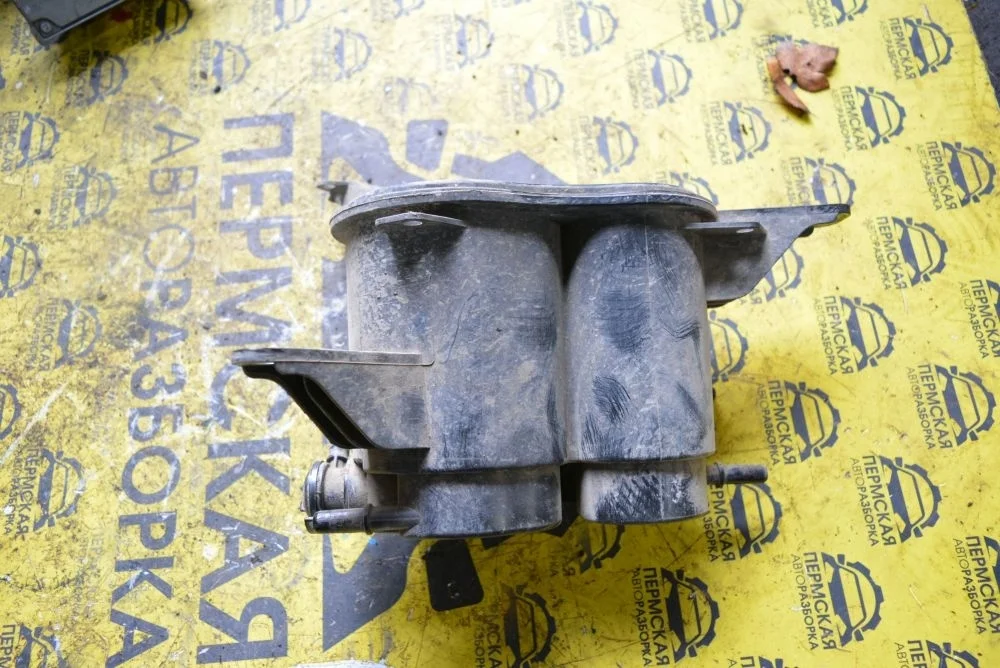 Абсорбер (фильтр угольный) Audi Q5 (8R) 2008-2017