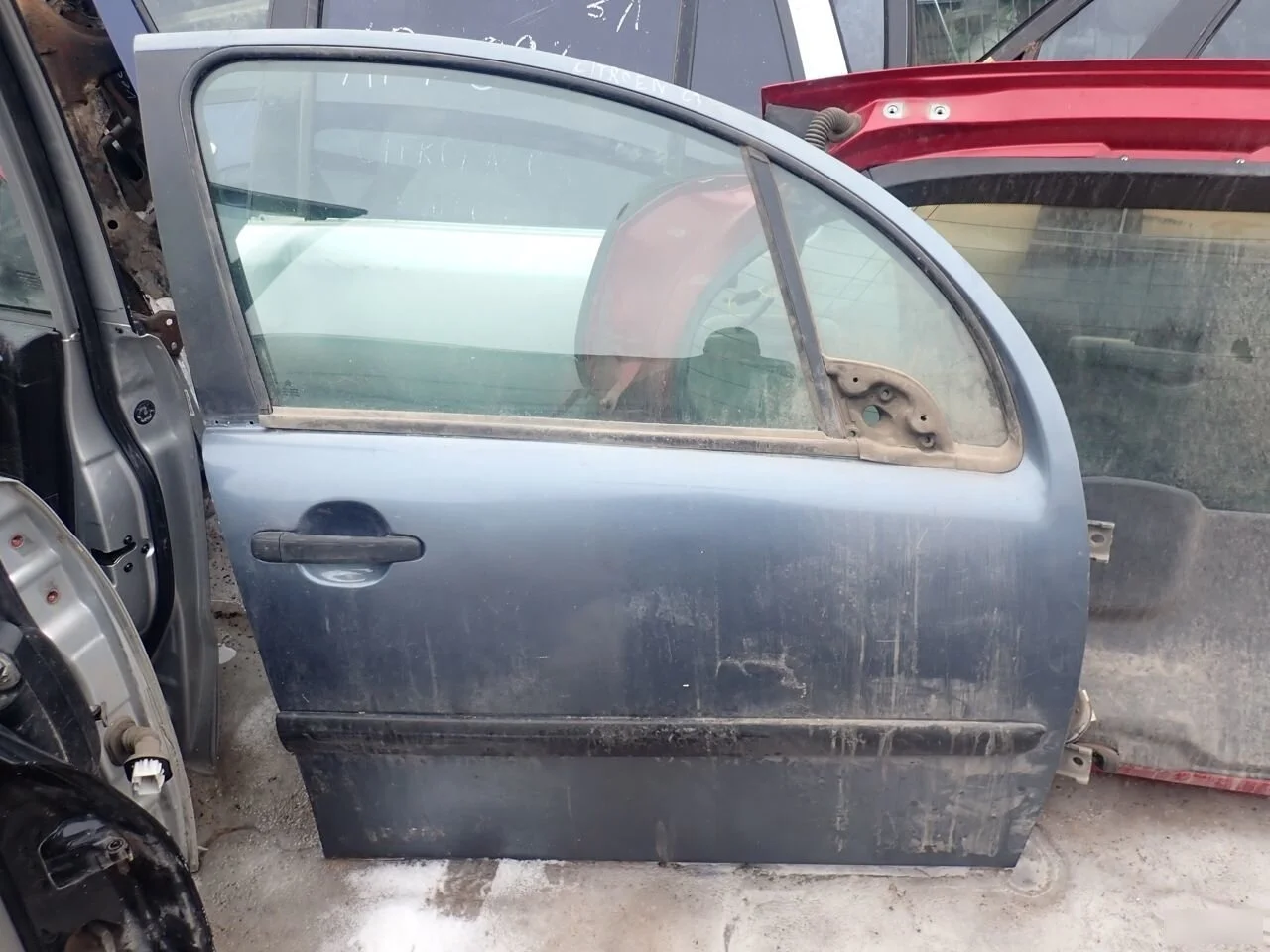 Дверь передняя правая для Citroen C3 2002-2009