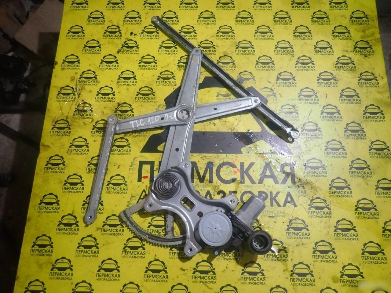 Стеклоподъемник передний Toyota Land cruiser 120