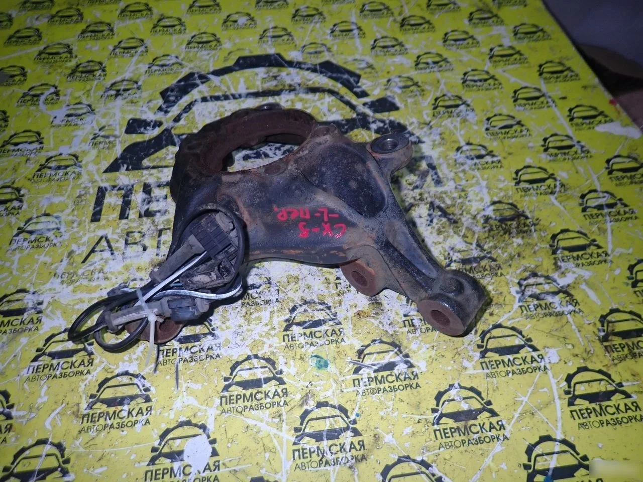 Кулак поворотный передний левый для Mazda CX 5 1