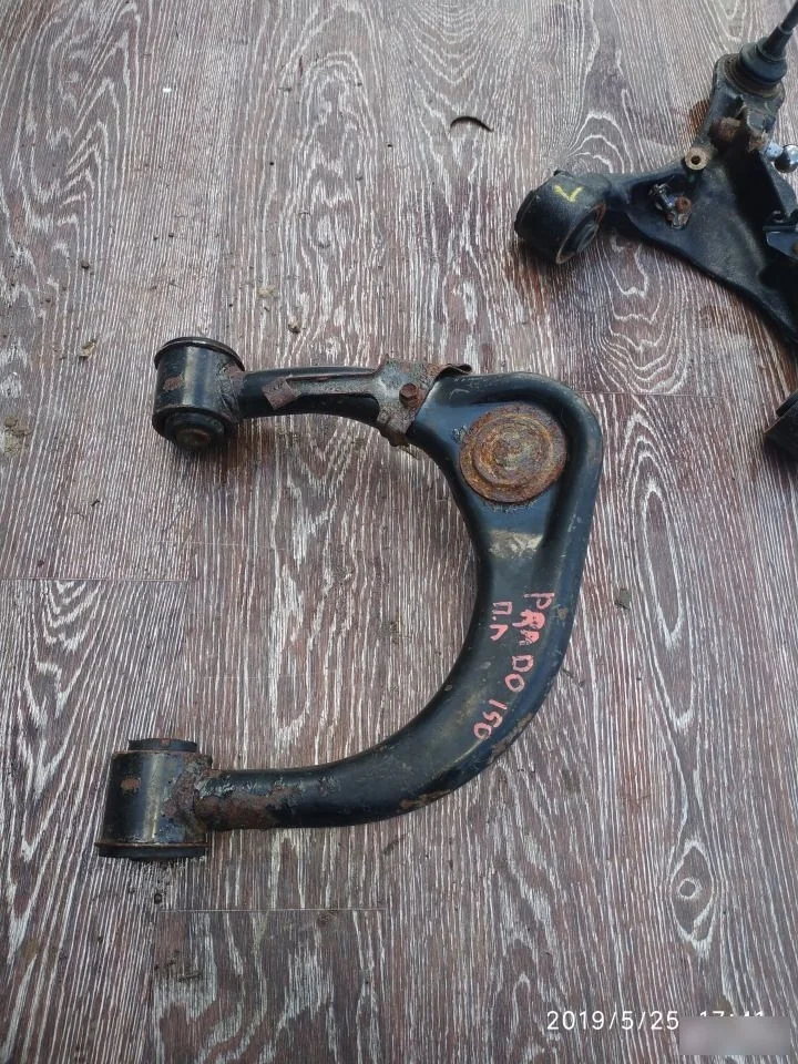 Рычаг передний левый для Land Cruiser (150) -Prado