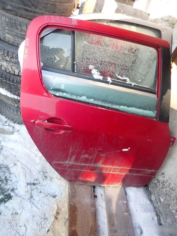 Дверь задняя правая для Peugeot 307 2001-2008