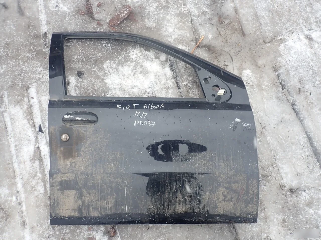 Дверь передняя правая для Fiat Albea 2002-2012