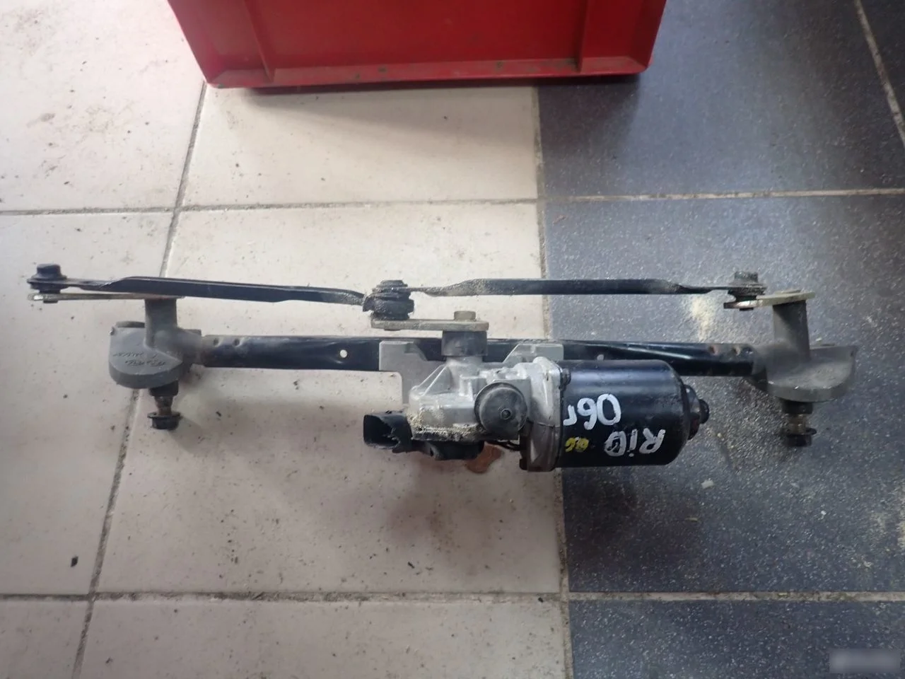 Трапеция стеклоочистителей для Kia RIO 2005-2011