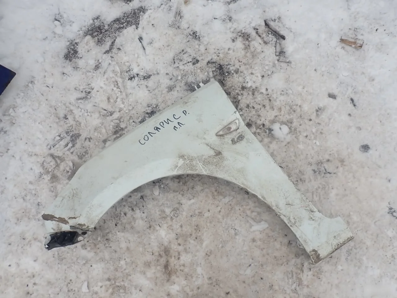 Крыло переднее левое для Hyundai Solaris 2010-2017