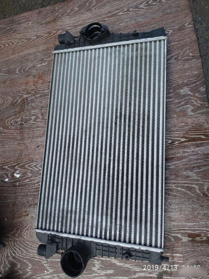 Радиатор Интеркулер Ford Galaxy 1995-2006