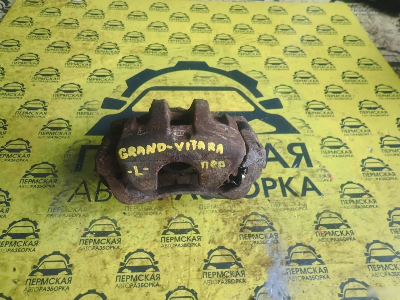 Суппорт передний левый Suzuki Grand vitara 05-15